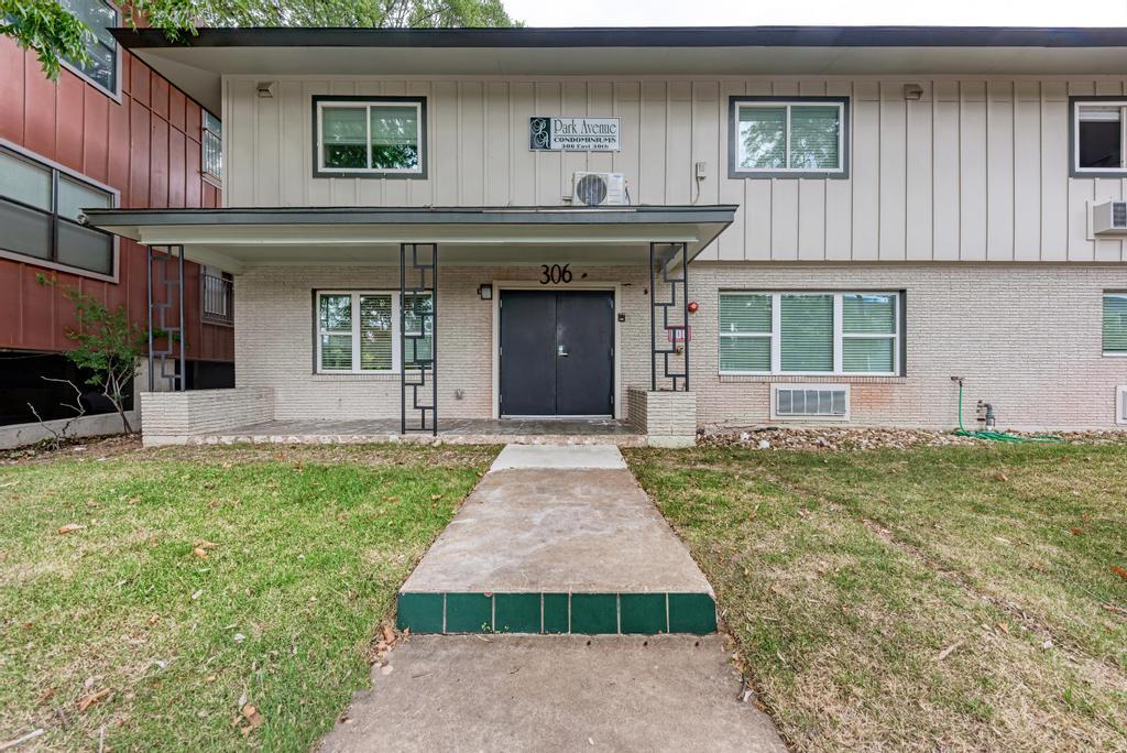 4th image of 306 E 30Th St, Austin, TX 78705