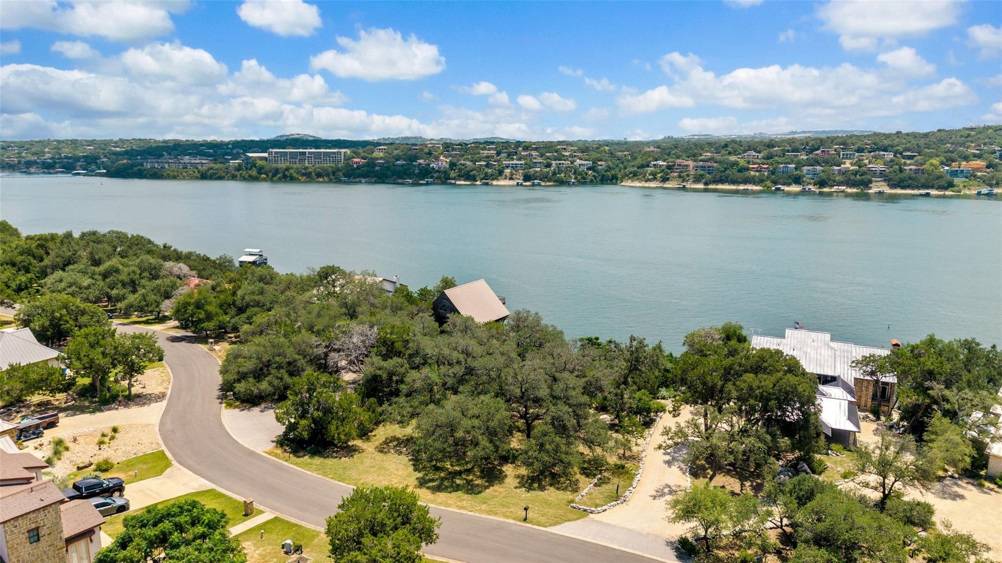 4th image of 18401 Lakepoint Cir, Lago Vista, TX 78645 | MLS# 6133839