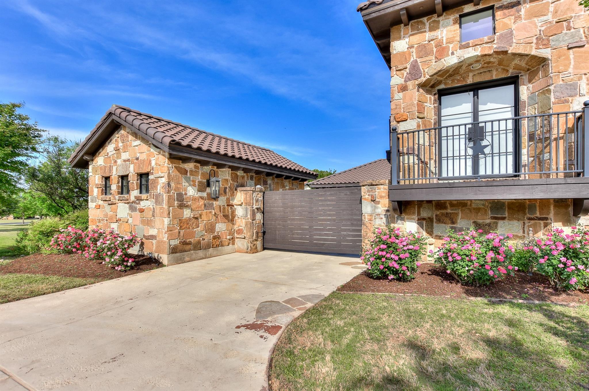 Homes for sale in Georgetown, TX | 208 Goodnight Dr, Georgetown, TX 78628 | MLS# 9846376