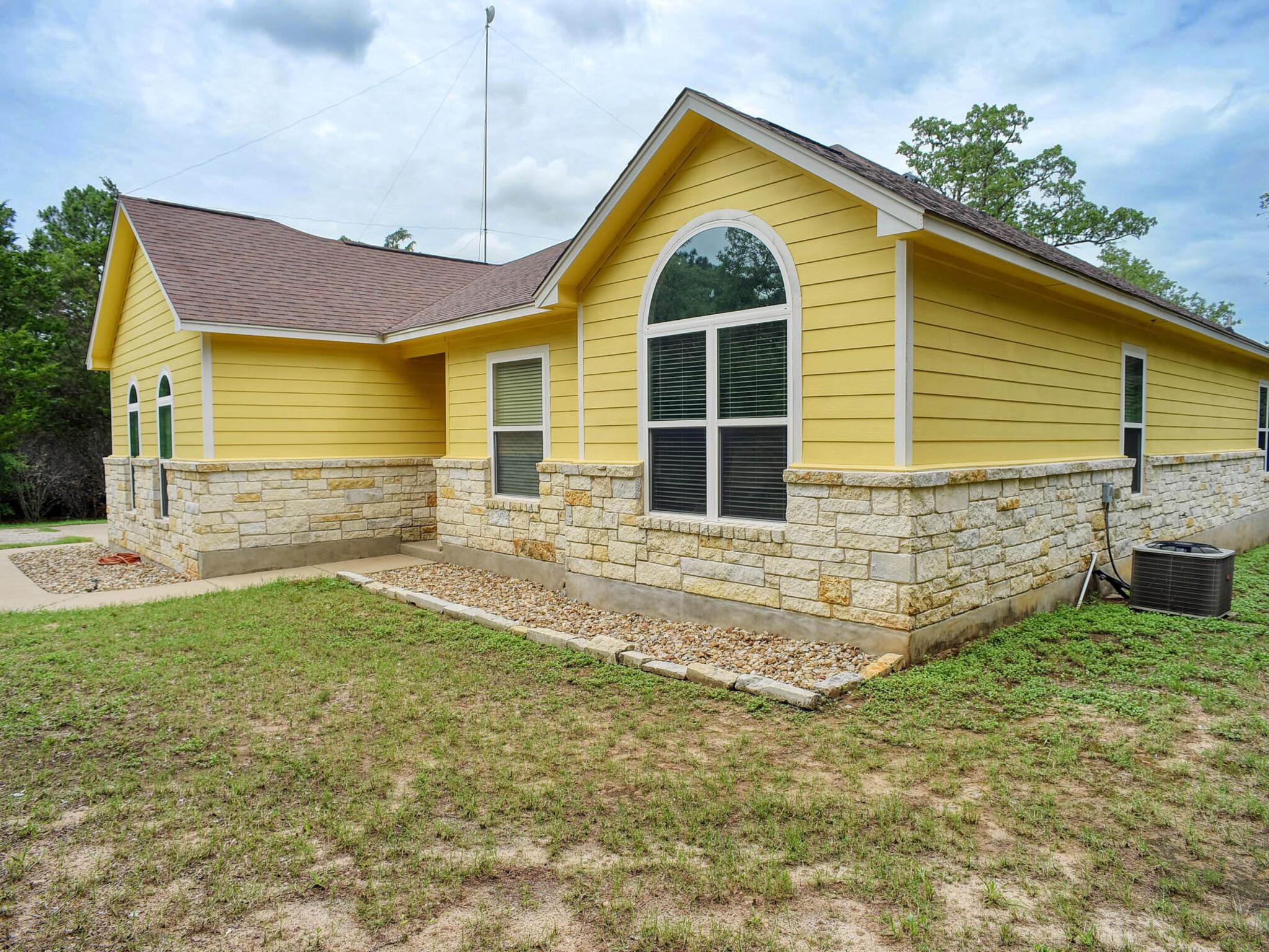4th image of 247 Campfire Way, Smithville, TX 78957 | MLS# 3690806