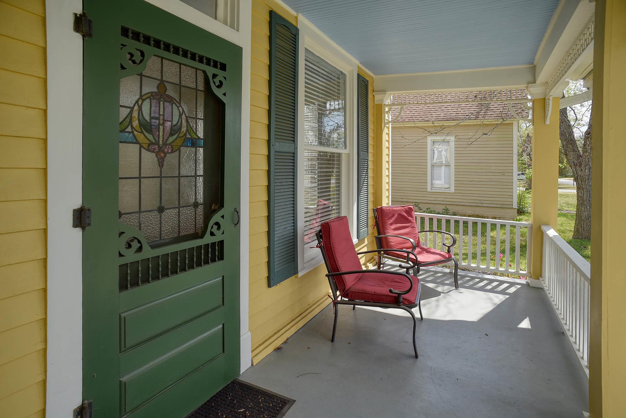 3rd image of 602 Mills St, Smithville, TX 78957 | MLS# 3540588