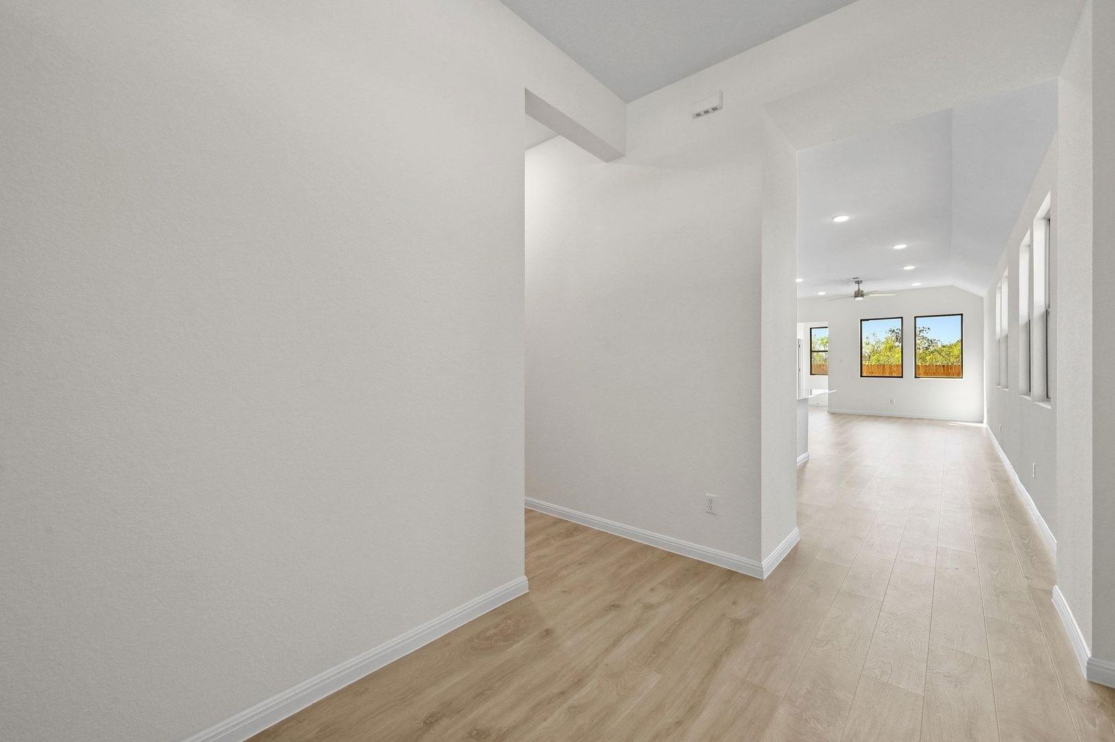 Homes for sale in Elgin, TX | 270 Bendecido Loop, Elgin, TX 78621 | MLS# 5122602