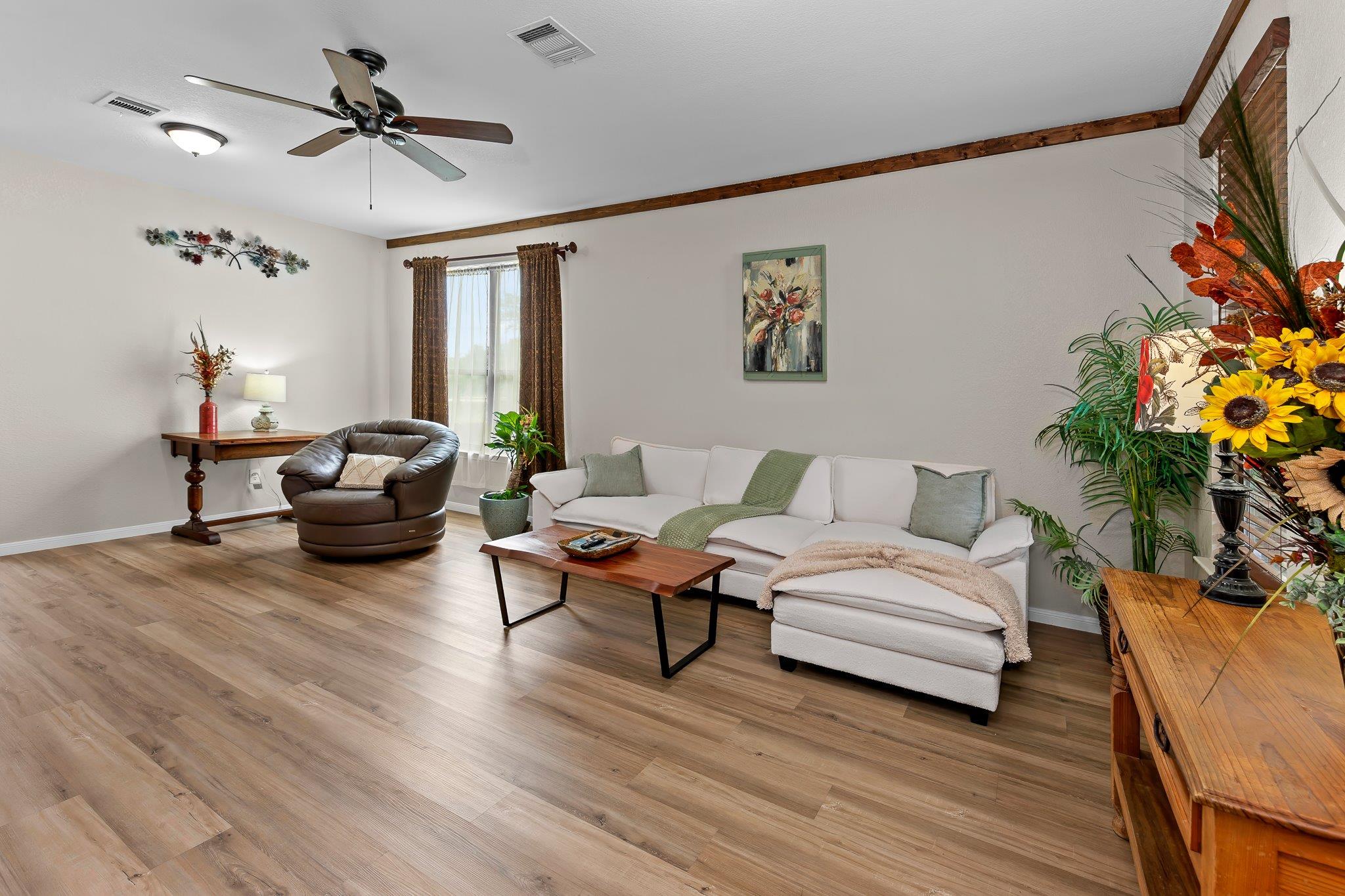 3rd image of 2417 Hollis Ln, Cedar Park, TX 78613 | MLS# 5612301
