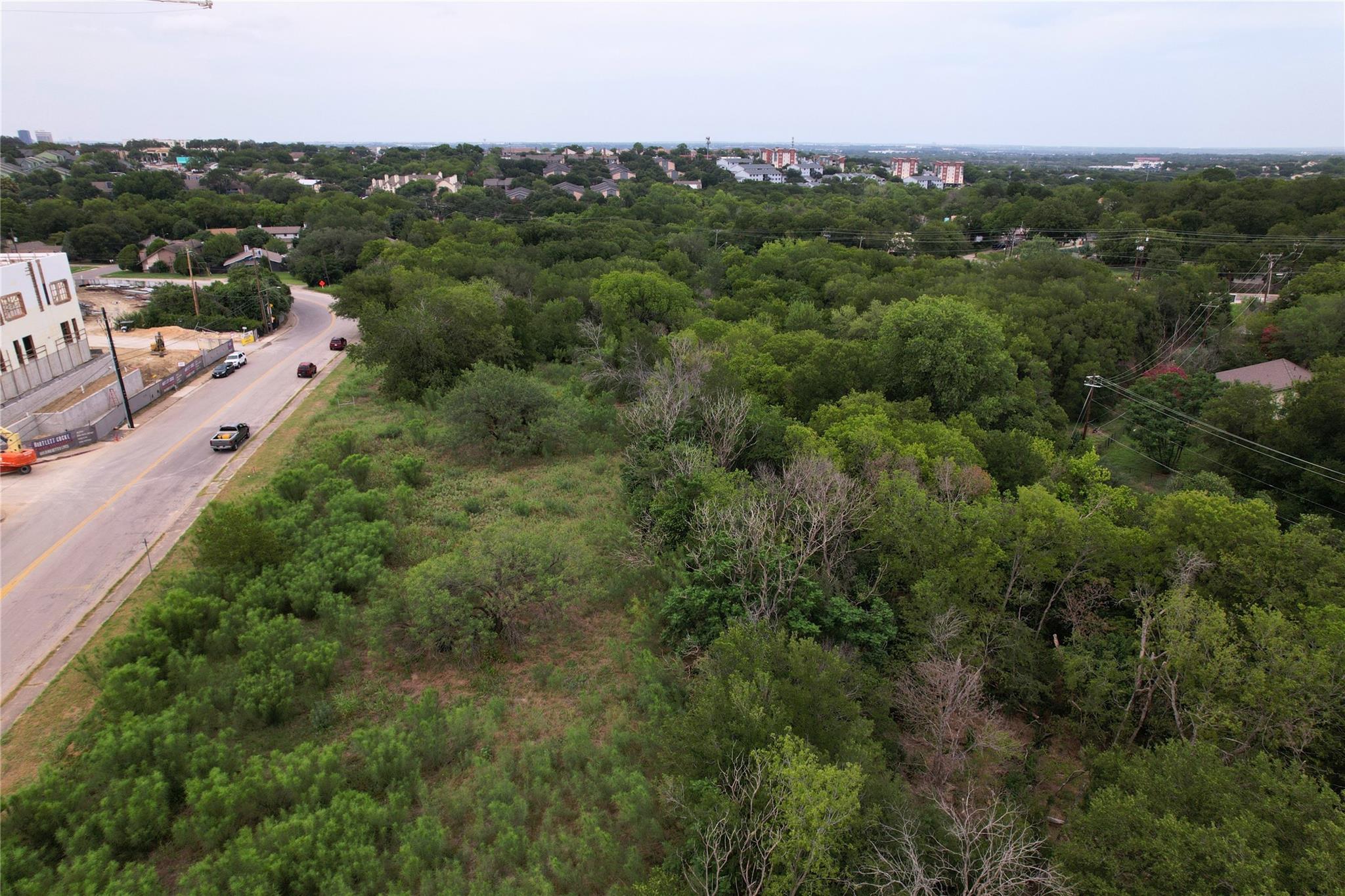 3rd image of 2821 Metcalfe Rd, Austin, TX 78741 | MLS# 8848024
