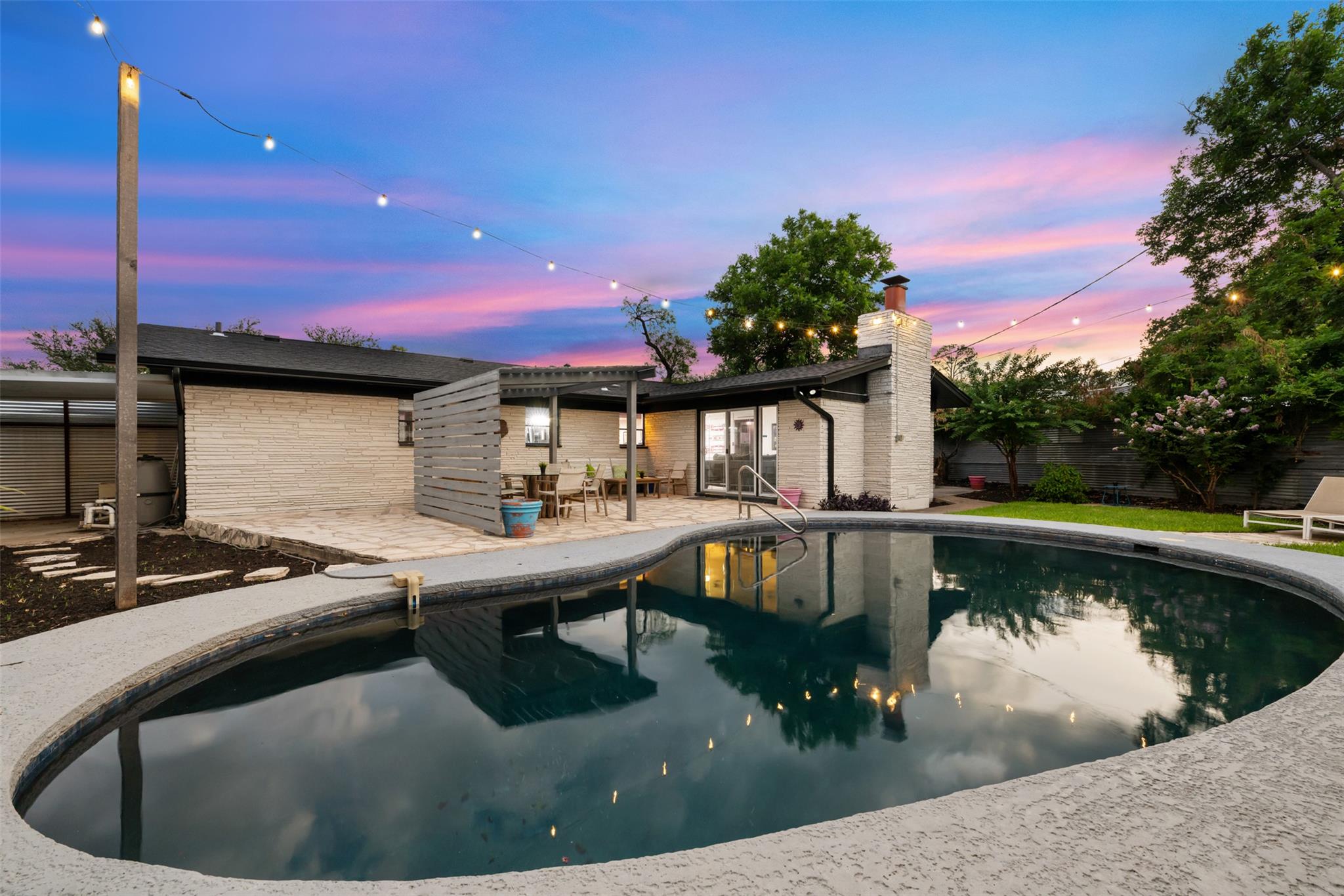 1st image of 1806 Rogge Ln, Austin, TX 78723 | MLS# 6312867