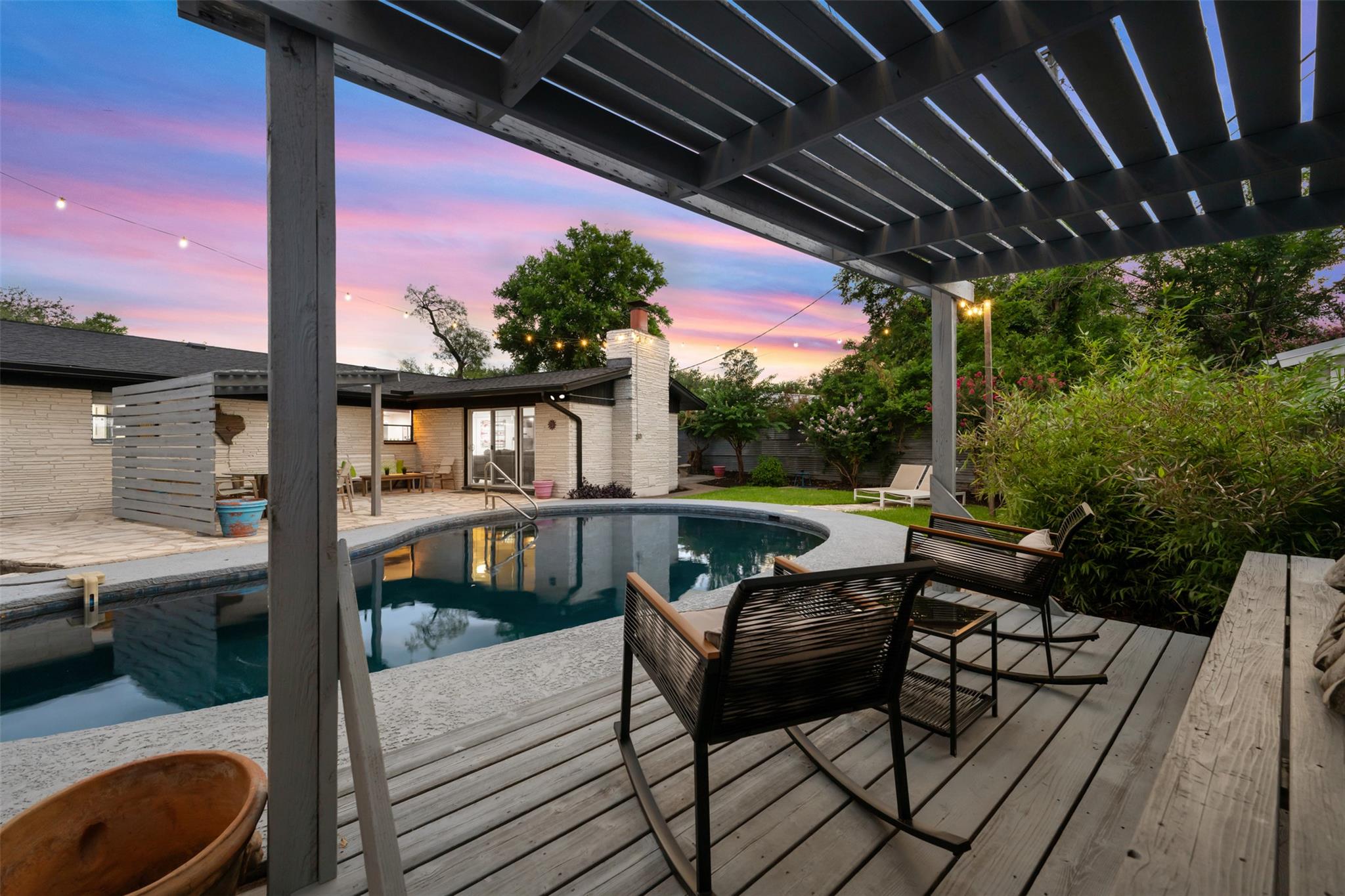 3rd image of 1806 Rogge Ln, Austin, TX 78723 | MLS# 6312867