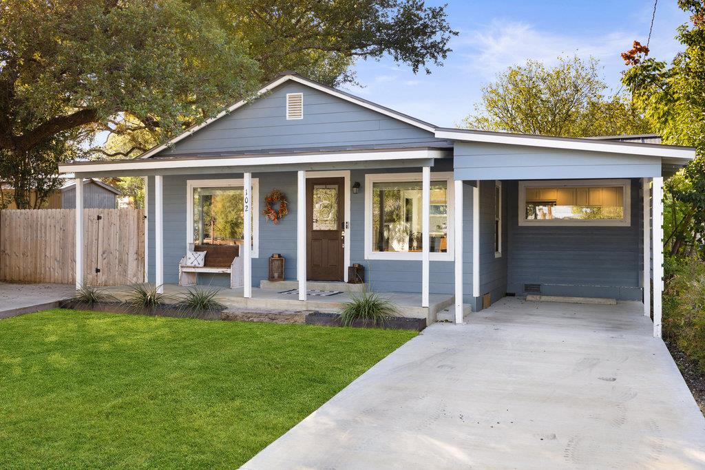 Homes for sale in Johnson City, TX | 102 Ranchview Dr, Johnson City, TX 78636 | MLS# 7543499