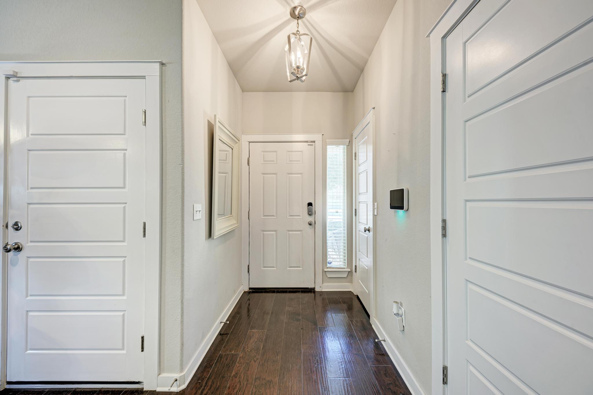 4th image of 5305 Ingersoll Ln S, Austin, TX 78744 | MLS# 6559518