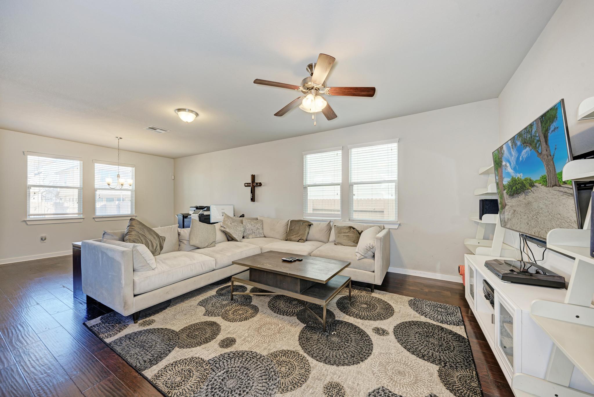 5th image of 5305 Ingersoll Ln S, Austin, TX 78744 | MLS# 6559518
