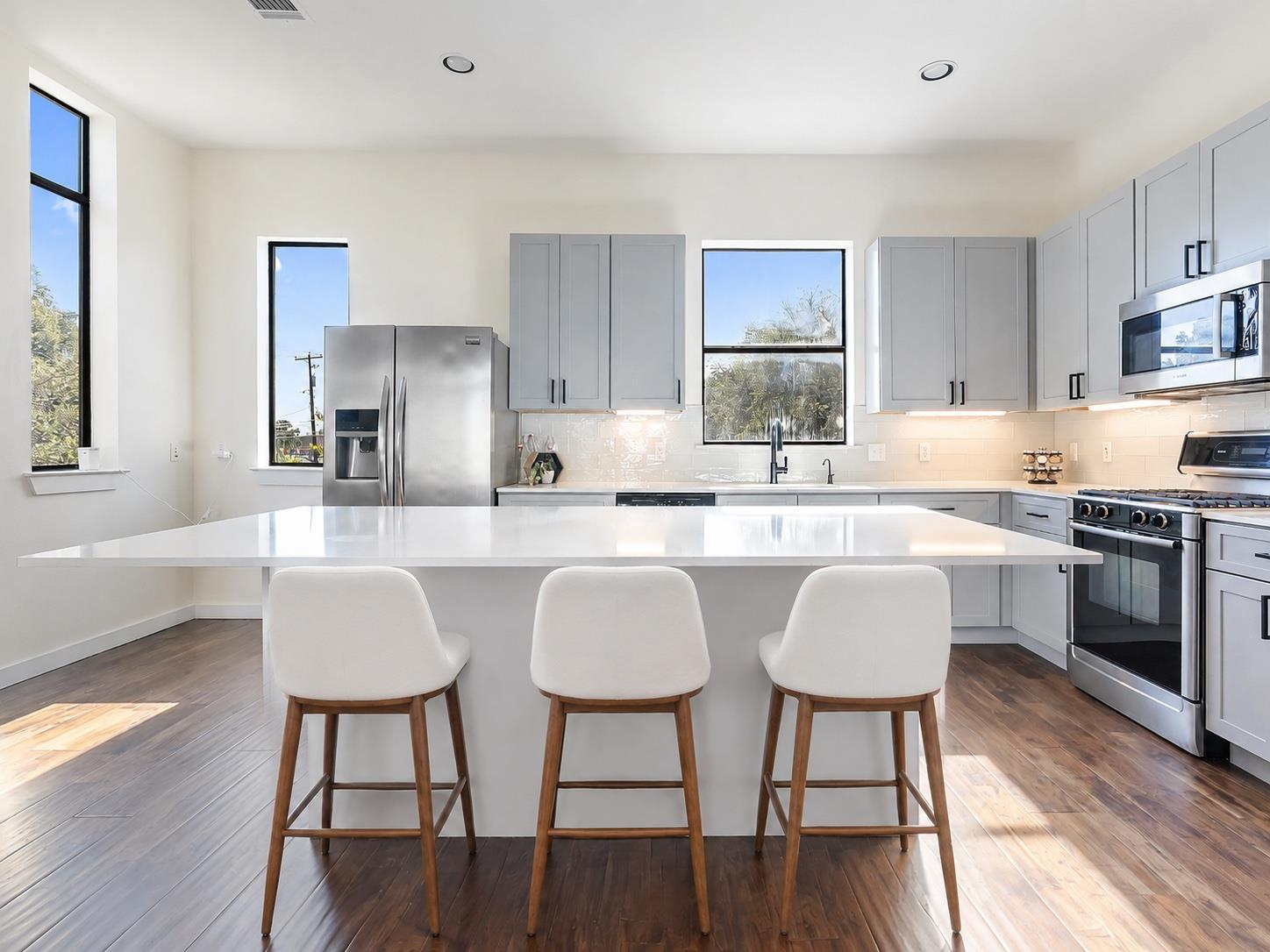 4th image of 6000 S Congress Ave #201, Austin, TX 78745 | MLS# 4709988