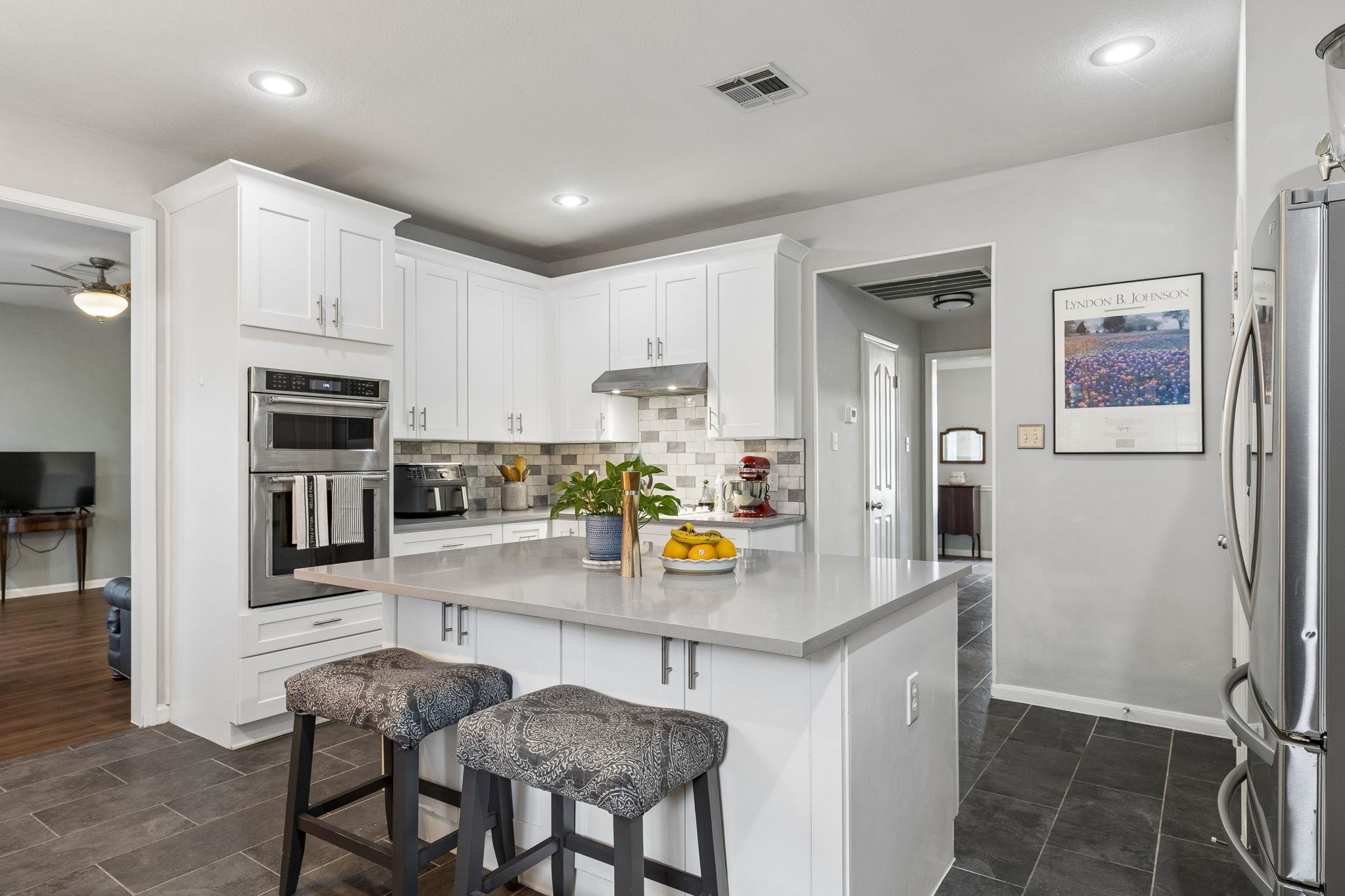 Homes for sale in Austin, TX | 6804 Robert Dixon Dr, Austin, TX 78749 | MLS# 1695371
