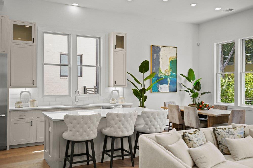 3rd image of 1719 Spyglass Dr #16, Austin, TX 78746 | MLS# 6938278