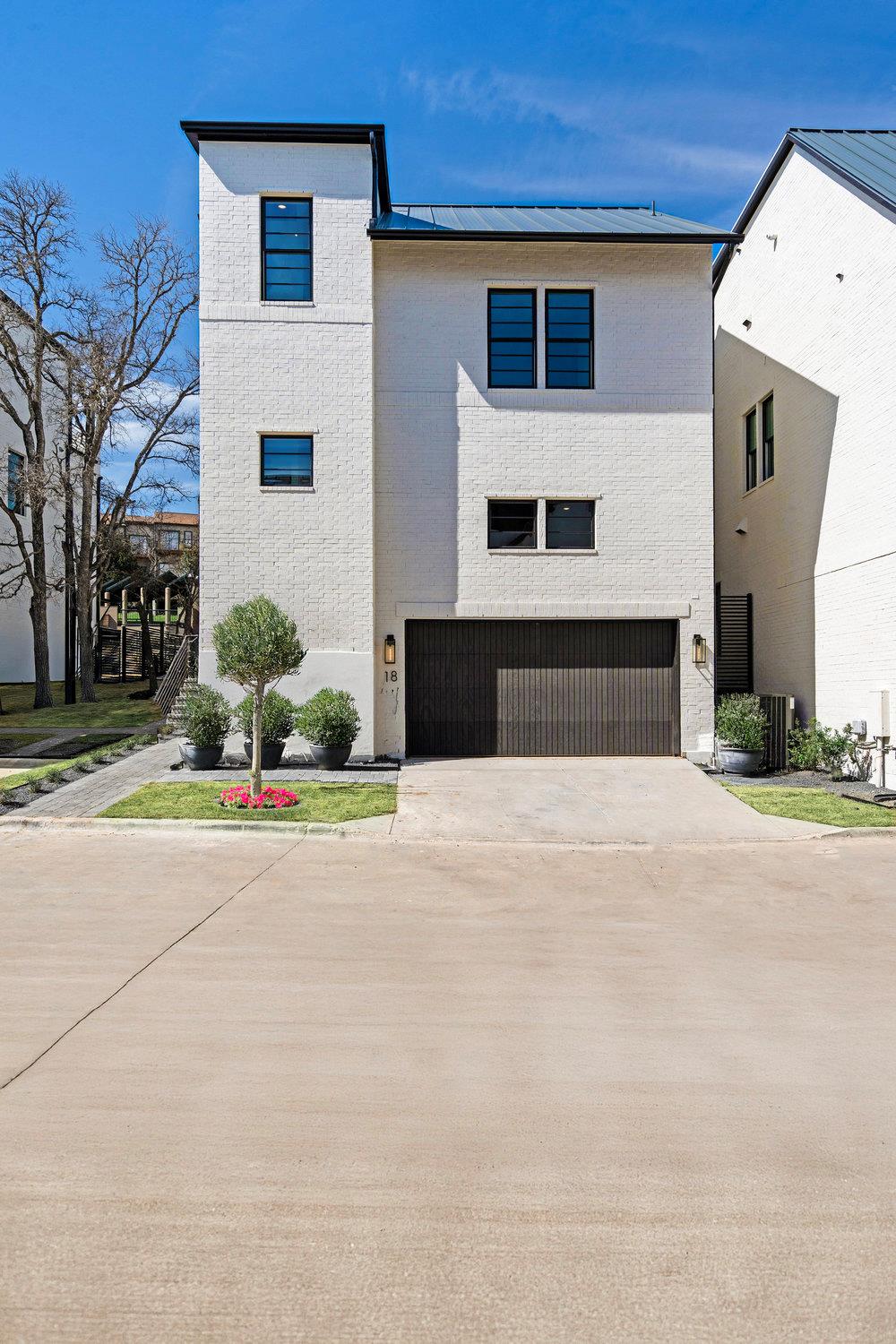 Homes for sale in Austin, TX | 1719 Spyglass Dr #16, Austin, TX 78746 | MLS# 6938278