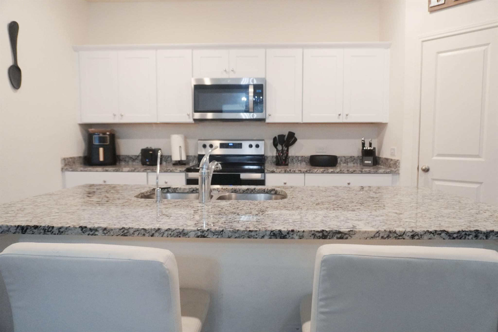 5th image of 313 Magnum Force Dr, Jarrell, TX 76537 | MLS# 4811355