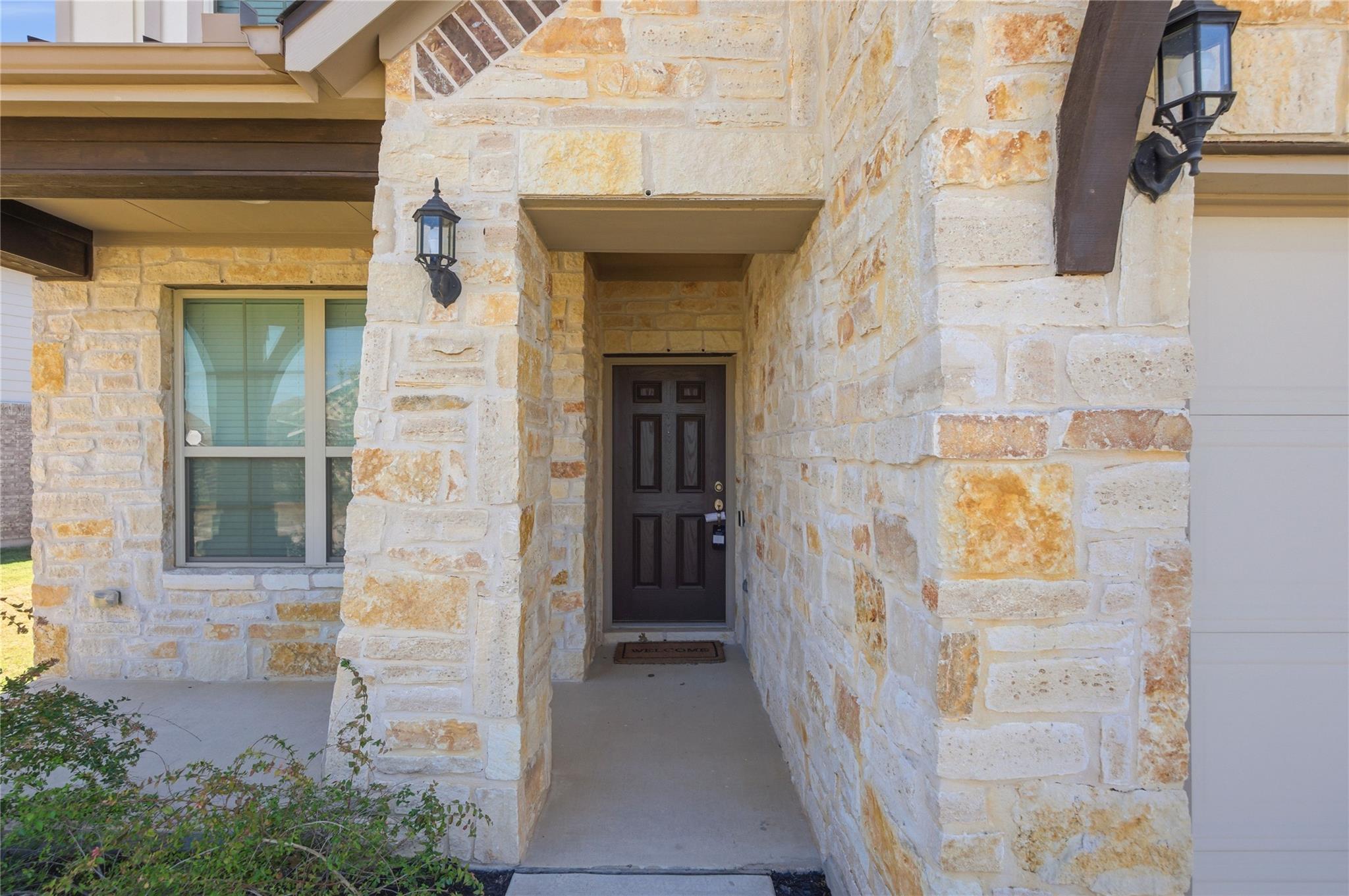2nd image of 106 N Barley Fork Ln, Hutto, TX 78634 | MLS# 9023876