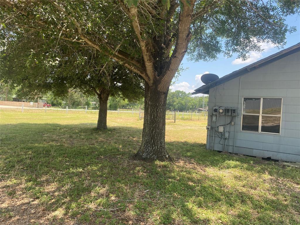 Homes for sale in La Grange, TX | 2525 159 Hwy, La Grange, TX 78945 | MLS# 2814511