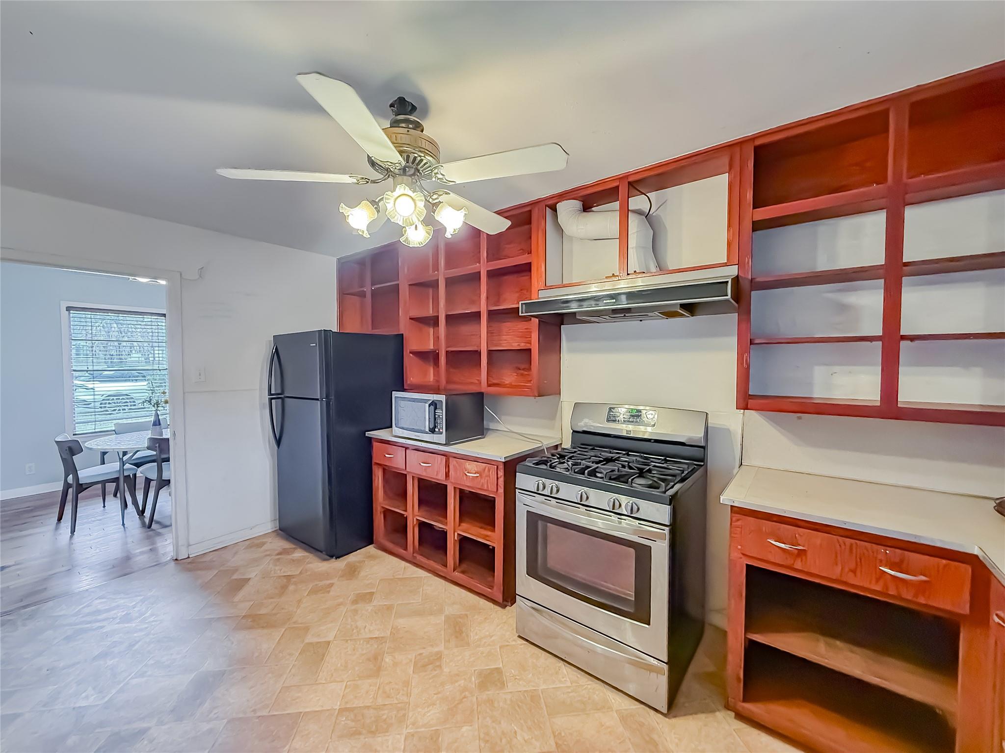 Homes for sale in Lexington, TX | 729 N Main St, Lexington, TX 78947 | MLS# 5628393