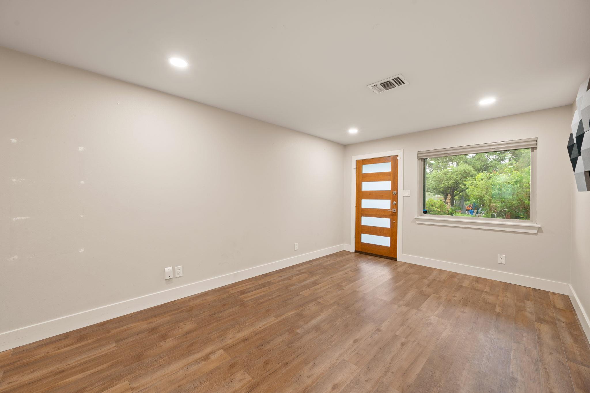 Homes for sale in Austin, TX | 3015 Burning Oak Dr, Austin, TX 78704