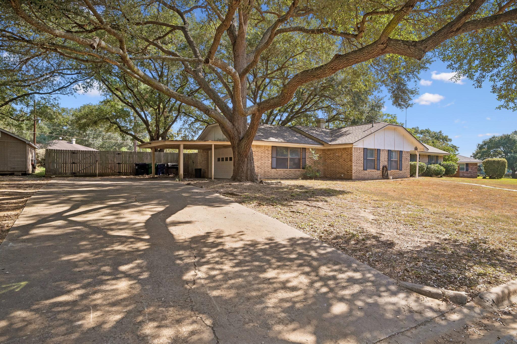 1st image of 1203 Hollis Dr, Brenham, TX 77833 | MLS# 2331854
