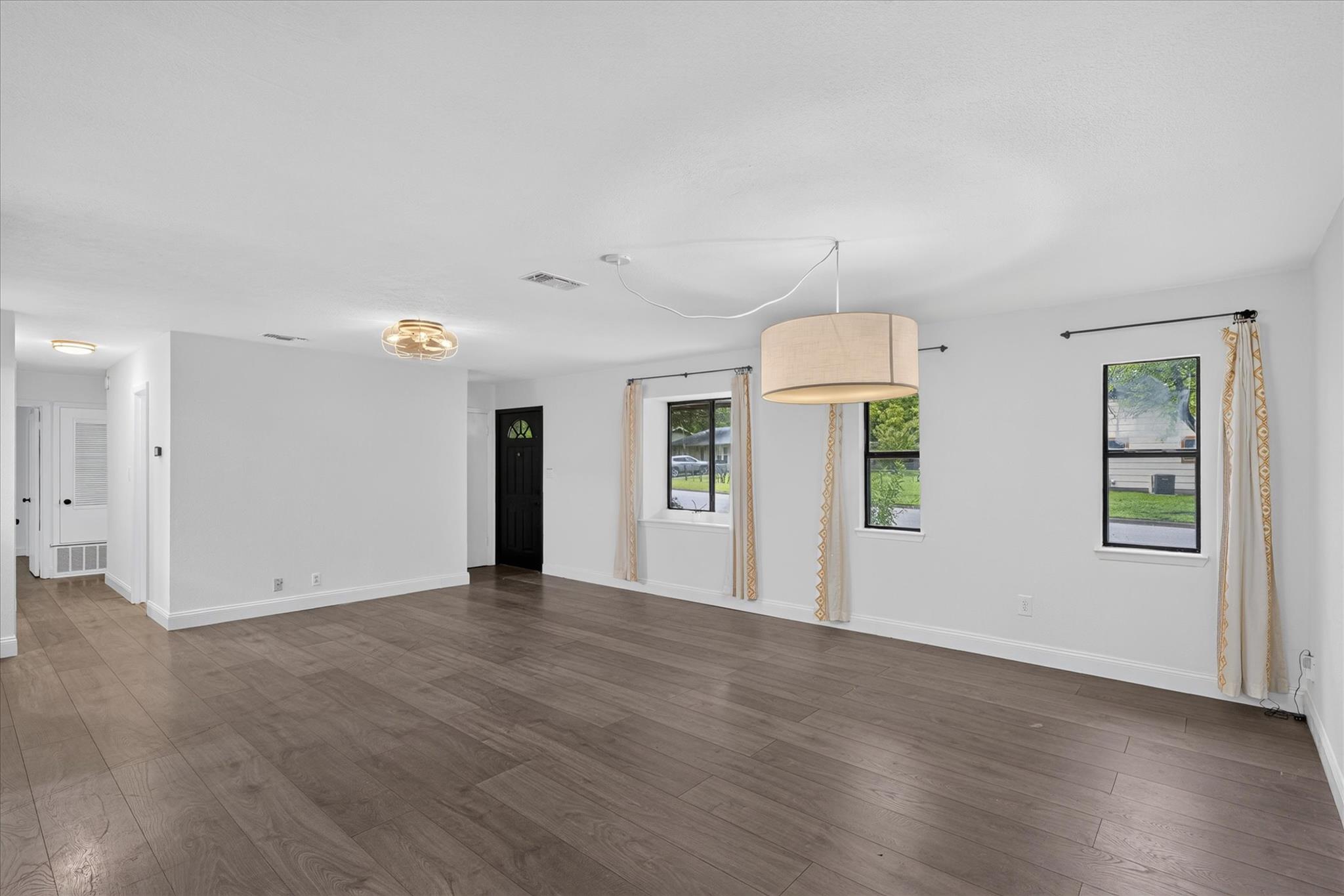 5th image of 6001 Leisure Run Rd, Austin, TX 78745 | MLS# 9832049
