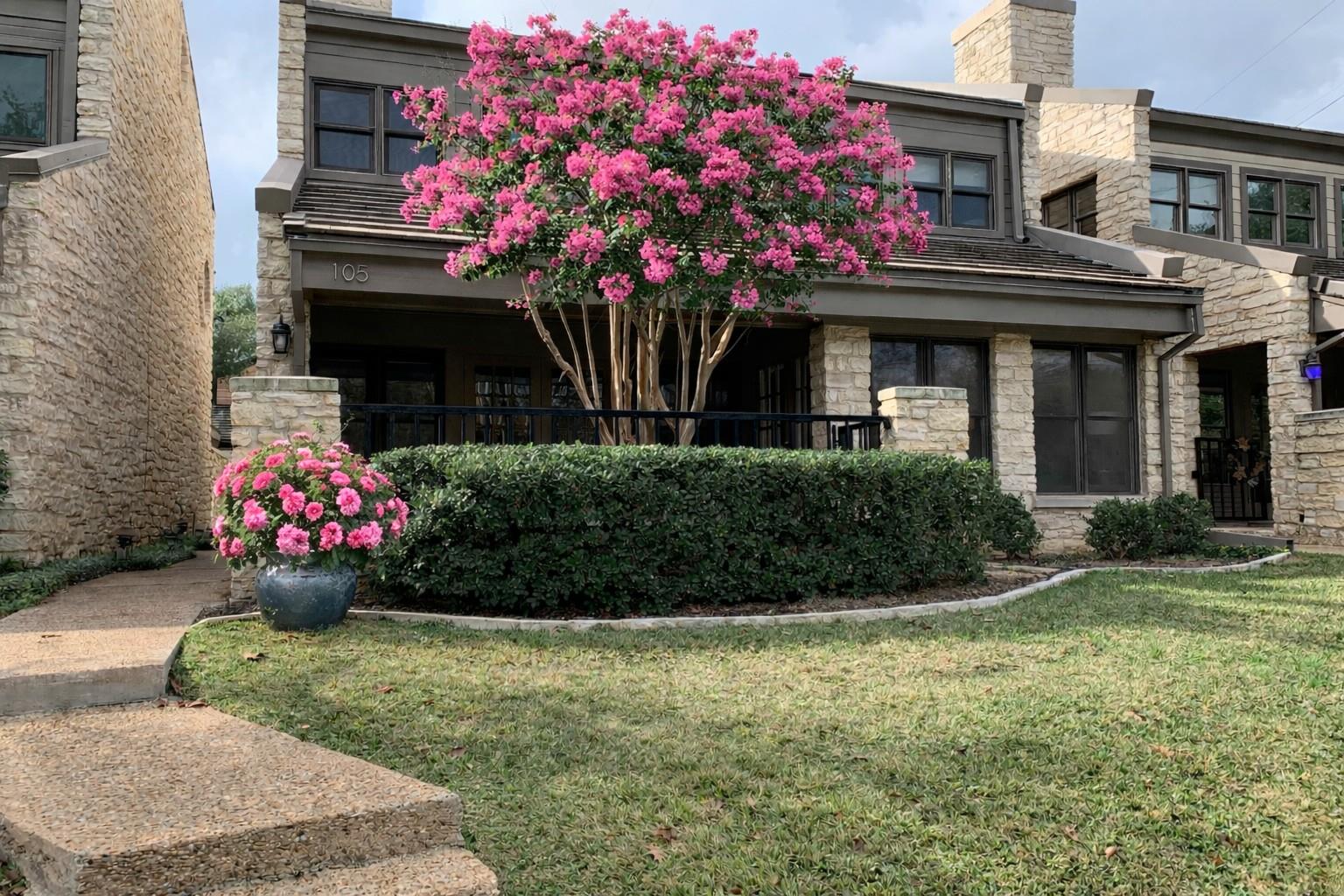 Homes for sale in The Hills, TX | 105 Birdie Dr, The Hills, TX 78738 | MLS# 9558120