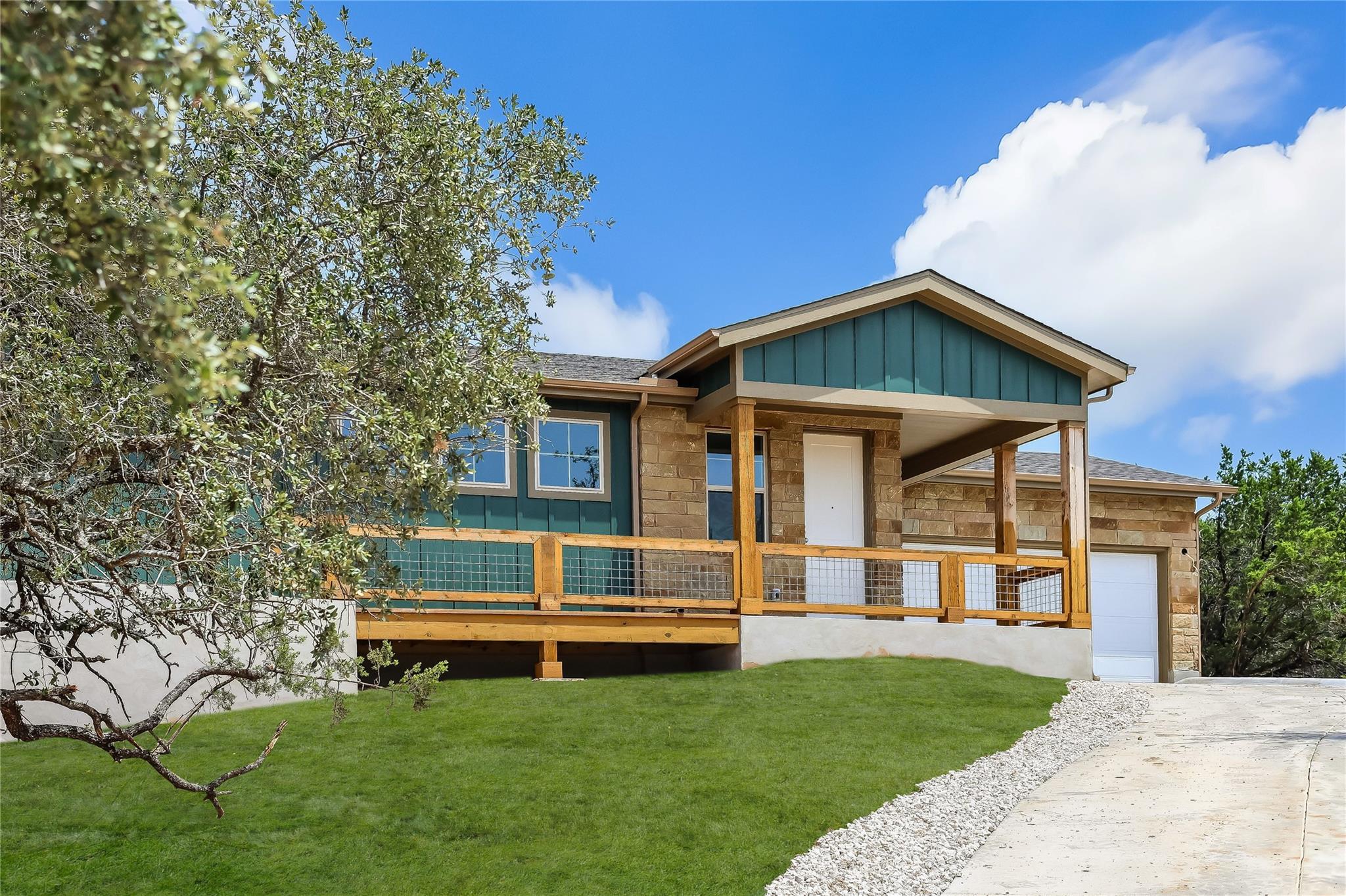 3rd image of 4005 Rockpark Cir, Lago Vista, TX 78645 | MLS# 8934382