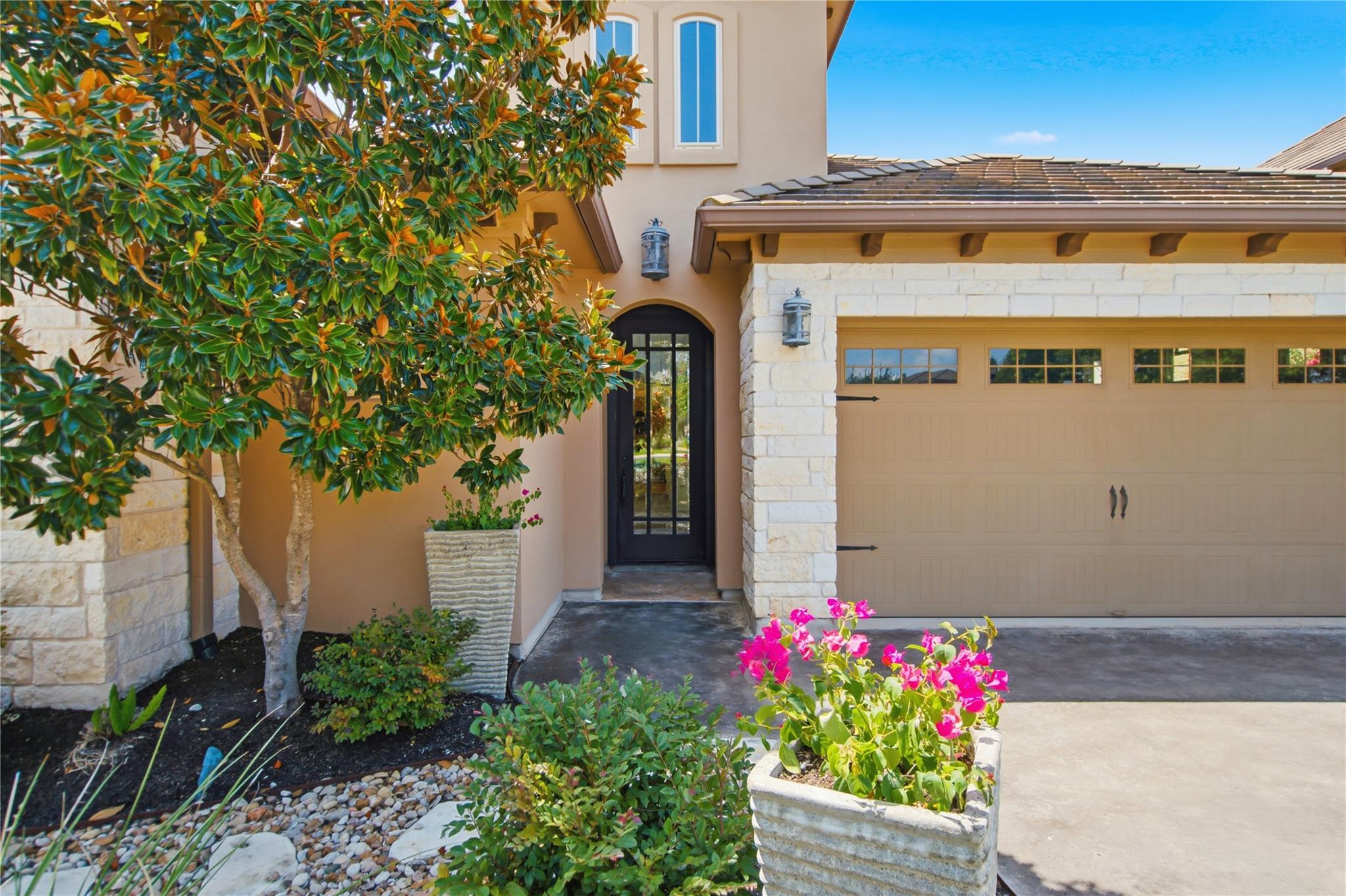 2nd image of 113 Blue Heron Ln, Georgetown, TX 78628 | MLS# 3990567