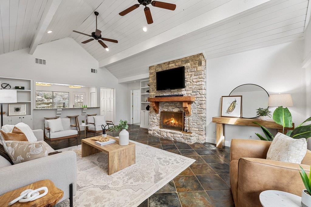 Homes for sale in Lakeway, TX | 411 Lakeway Dr, Lakeway, TX 78734 | MLS# 4100820