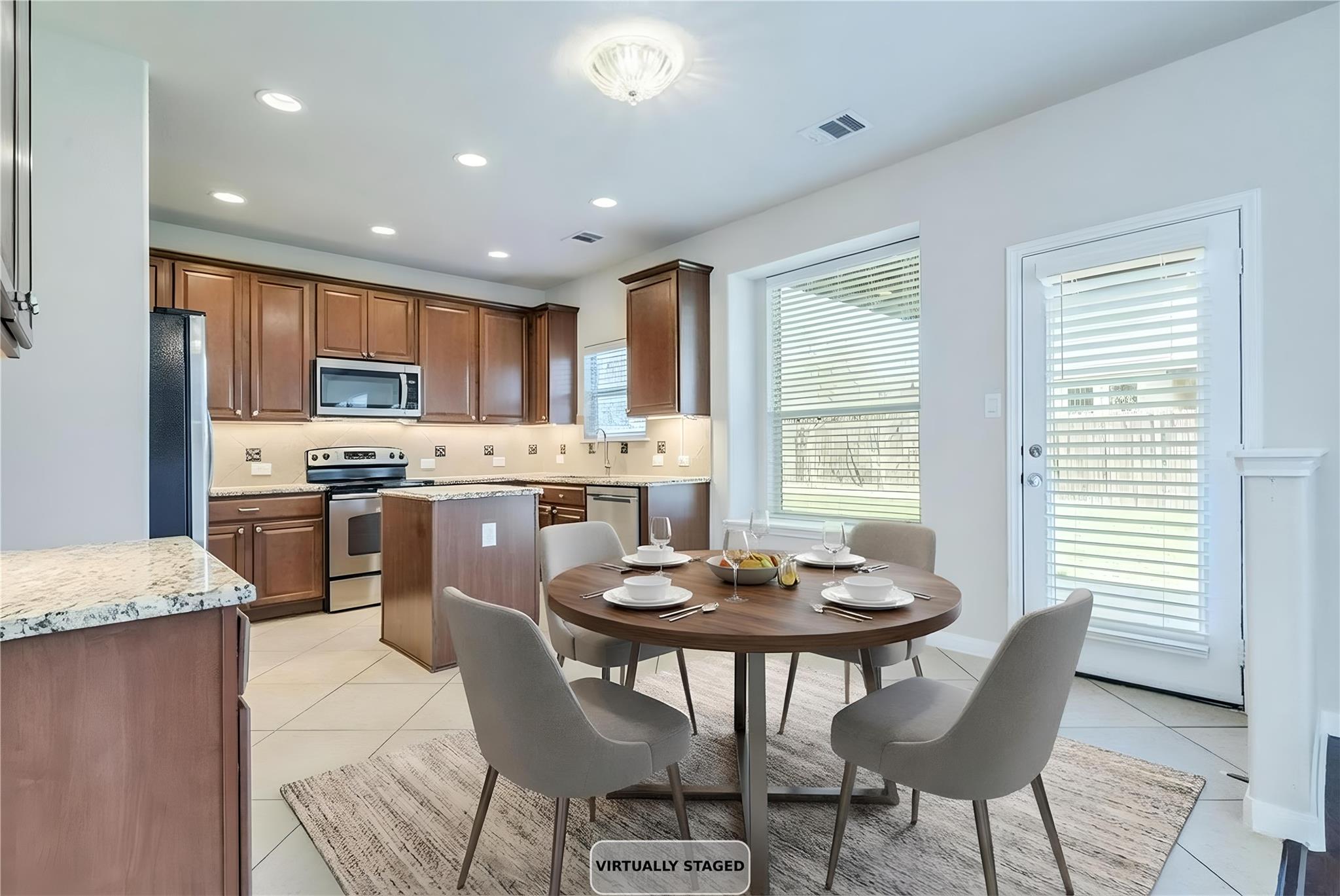 4th image of 17708 Linkhill Dr, Dripping Springs, TX 78620 | MLS# 6138836