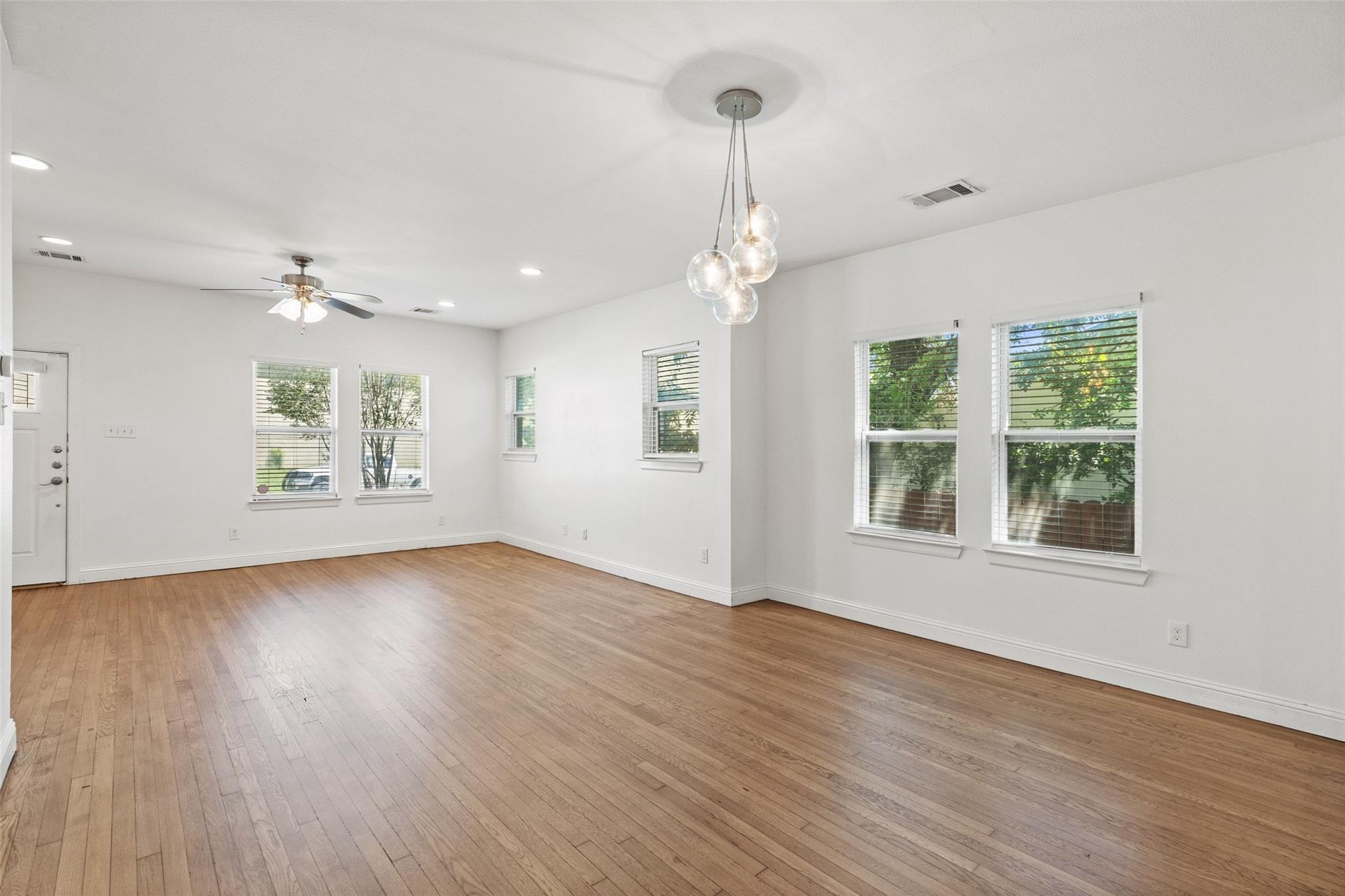 3rd image of 3203 E 18Th St, Austin, TX 78721 | MLS# 7252105