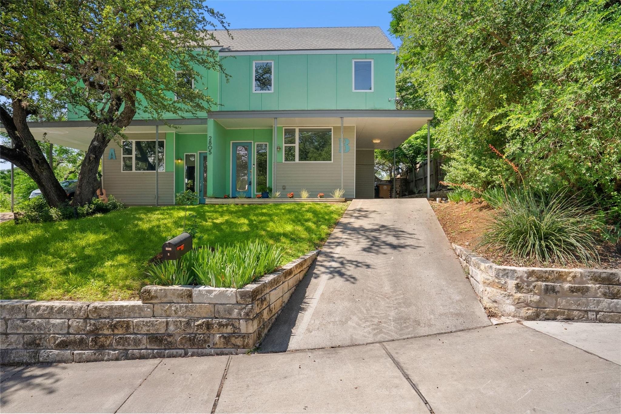 2nd image of 2805 Sol Wilson Ave #B, Austin, TX 78702 | MLS# 3644435