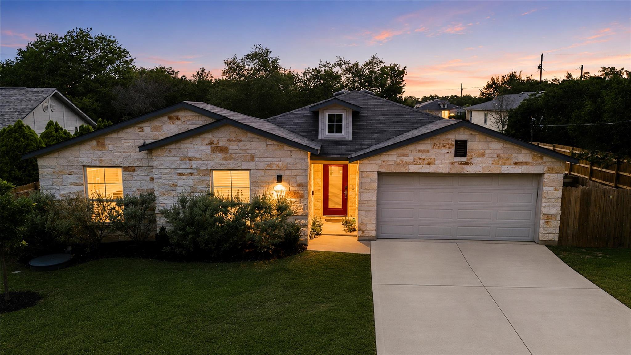 4th image of 5302 Thunderbird St, Lago Vista, TX 78645 | MLS# 4734606
