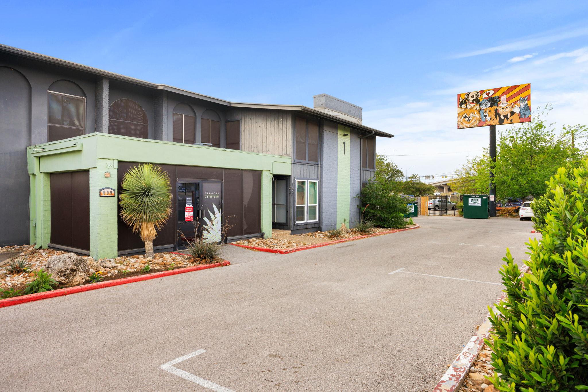 5th image of 909 Reinli St, Austin, TX 78751