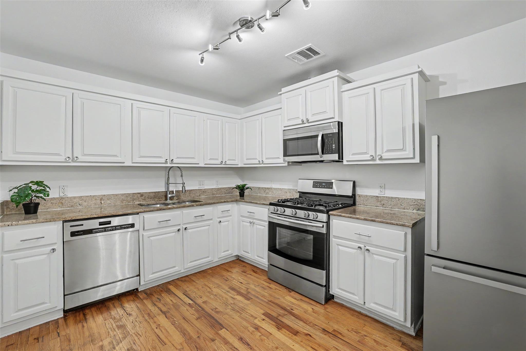 Homes for sale in Austin, TX | 6307 Chesterfield Ave, Austin, TX 78752 | MLS# 5275897