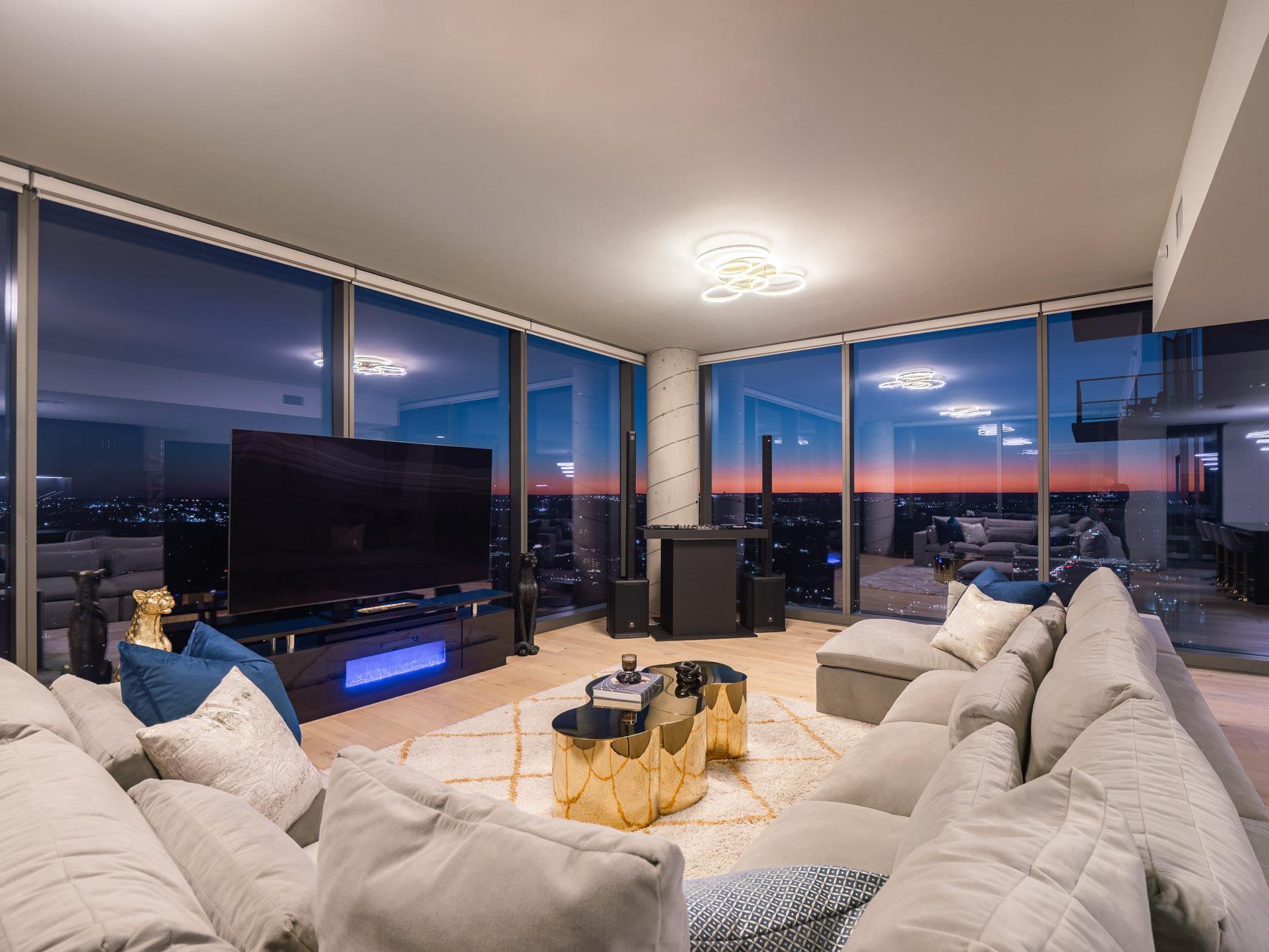 3rd image of 44 East Ave #3707, Austin, TX 78701 | MLS# 1245624