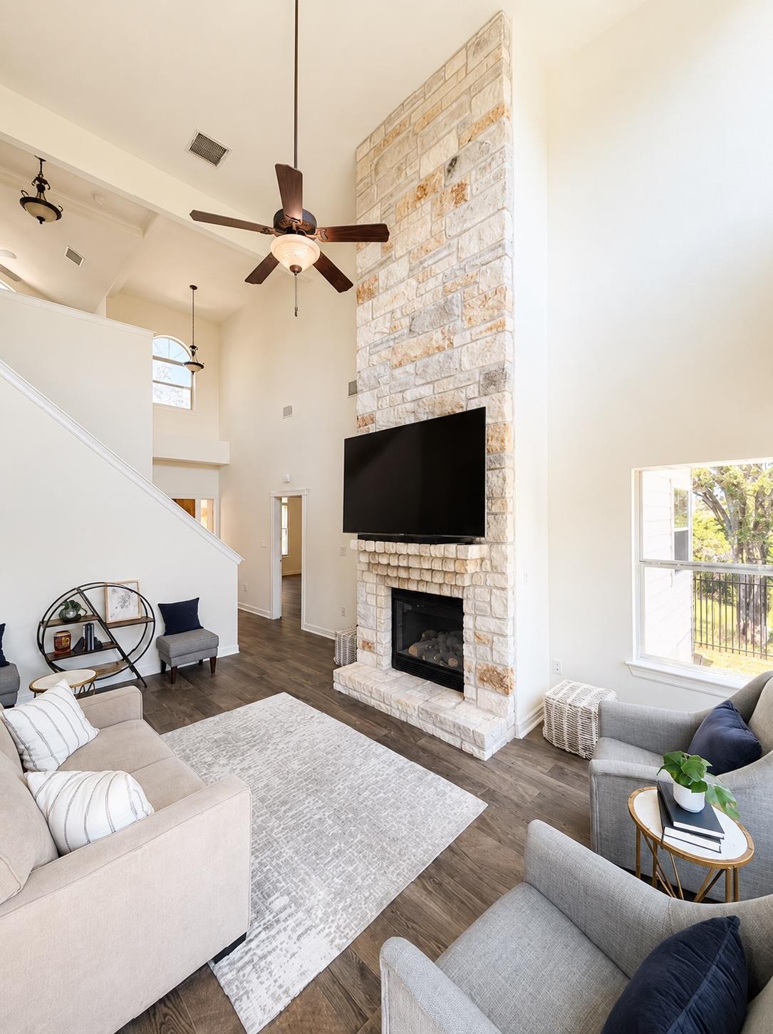 4th image of 21825 Surrey Ln, Lago Vista, TX 78645 | MLS# 8708790