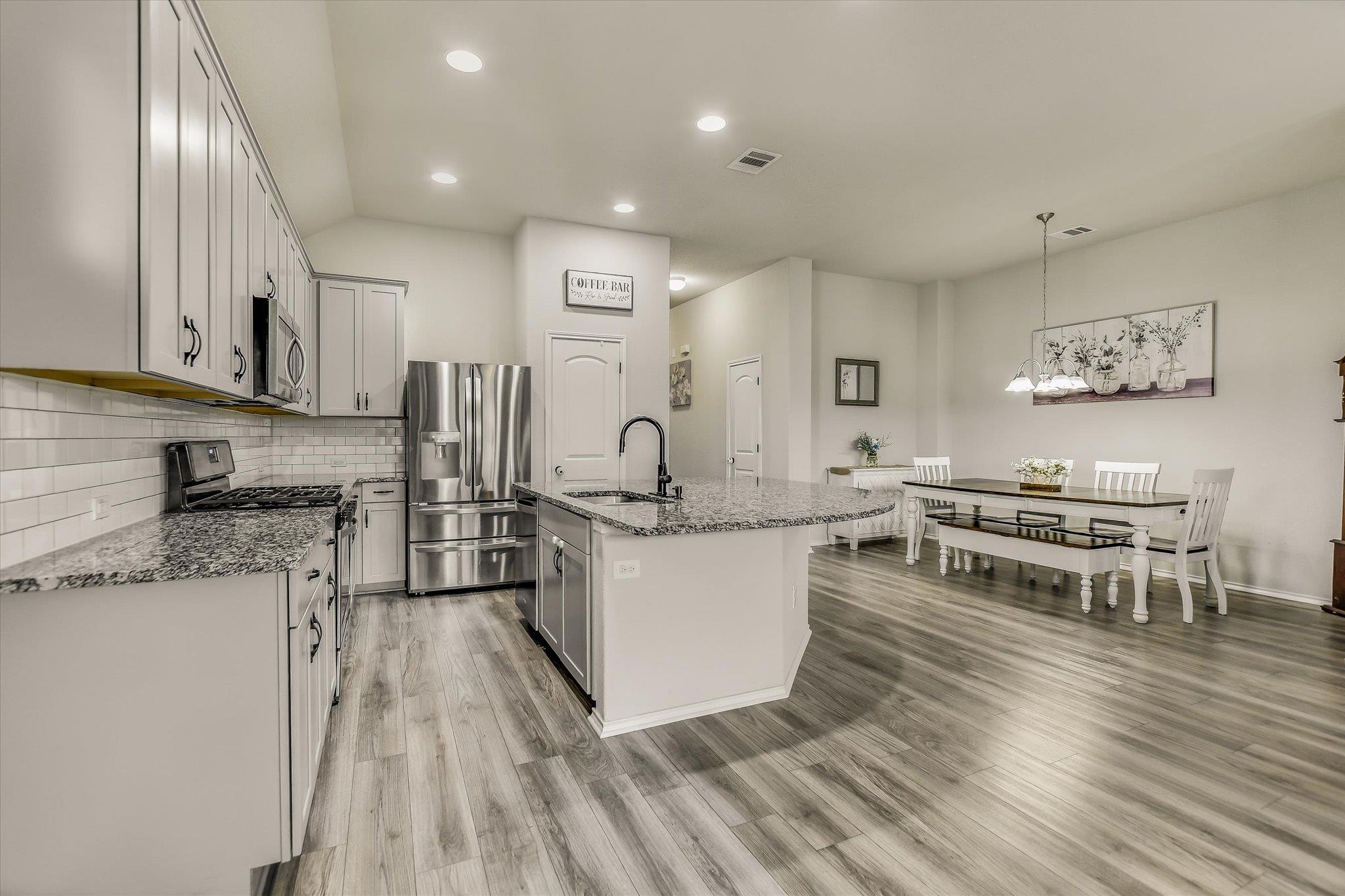 2nd image of 100 Rebel Red Cv, Liberty Hill, TX 78642 | MLS# 3989579