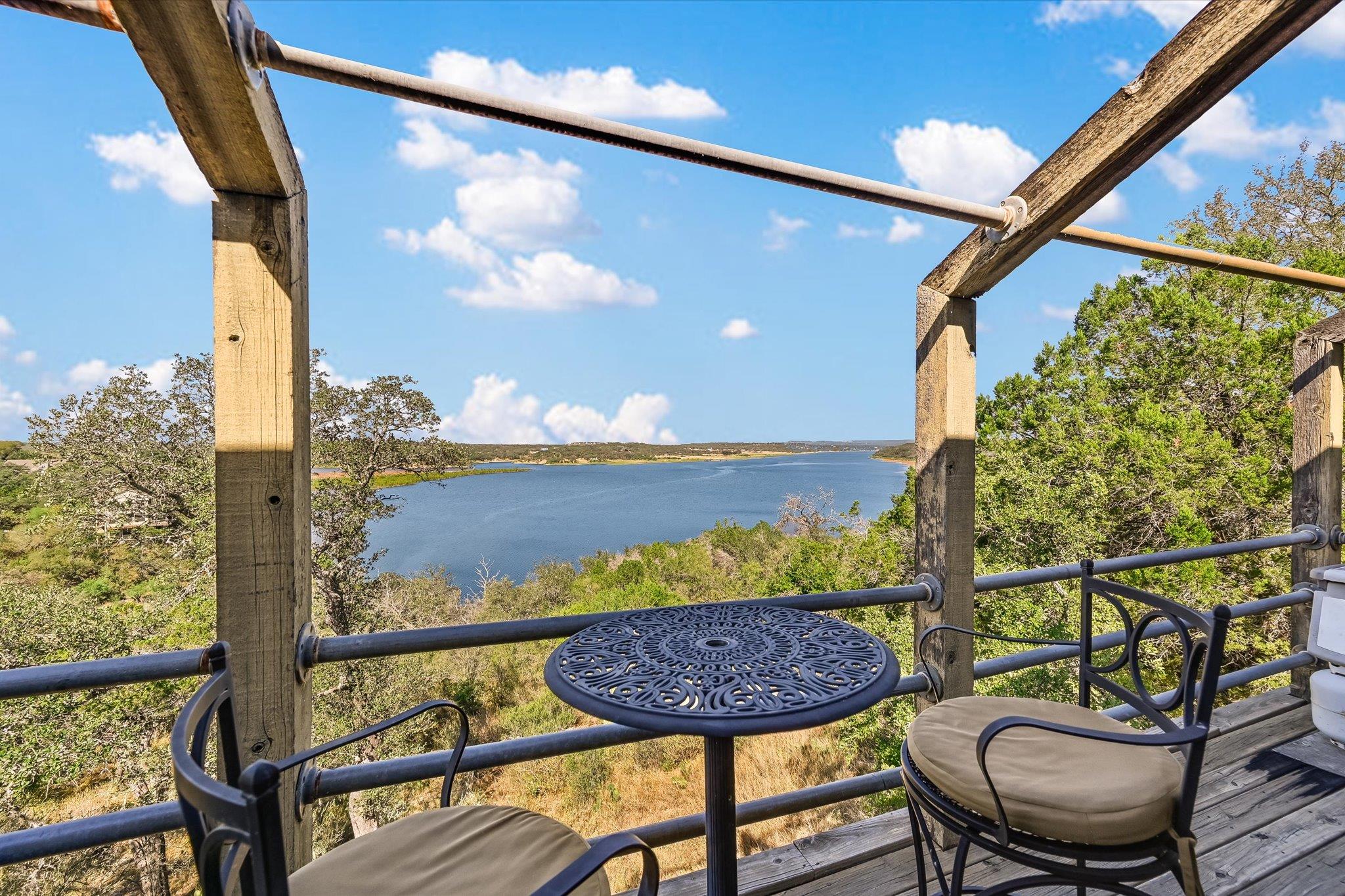 3rd image of 501 Coventry Rd, Spicewood, TX 78669 | MLS# 4482149