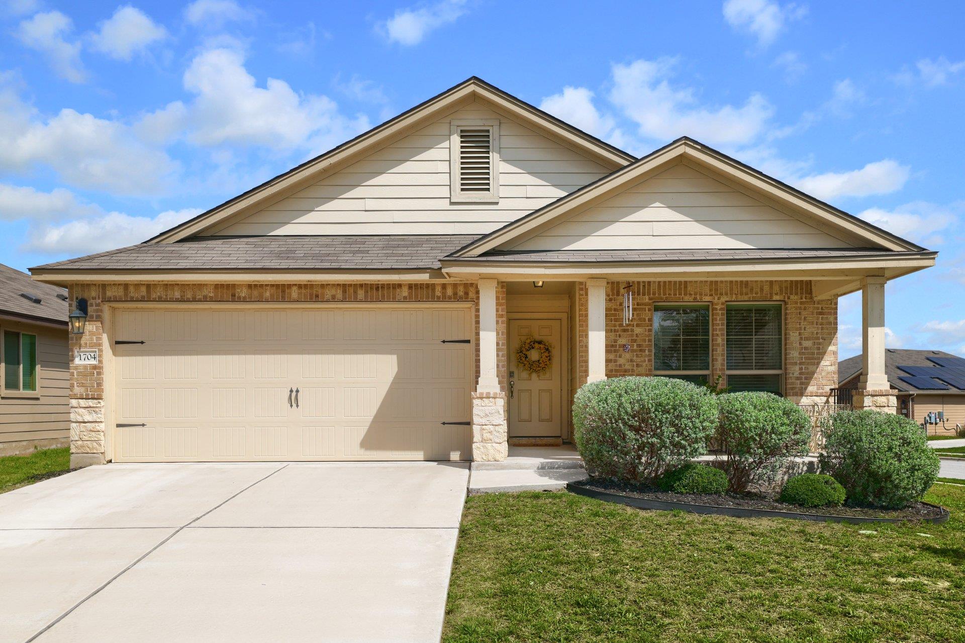 5th image of 1704 T H Johnson Dr, Taylor, TX 76574 | MLS# 5142968