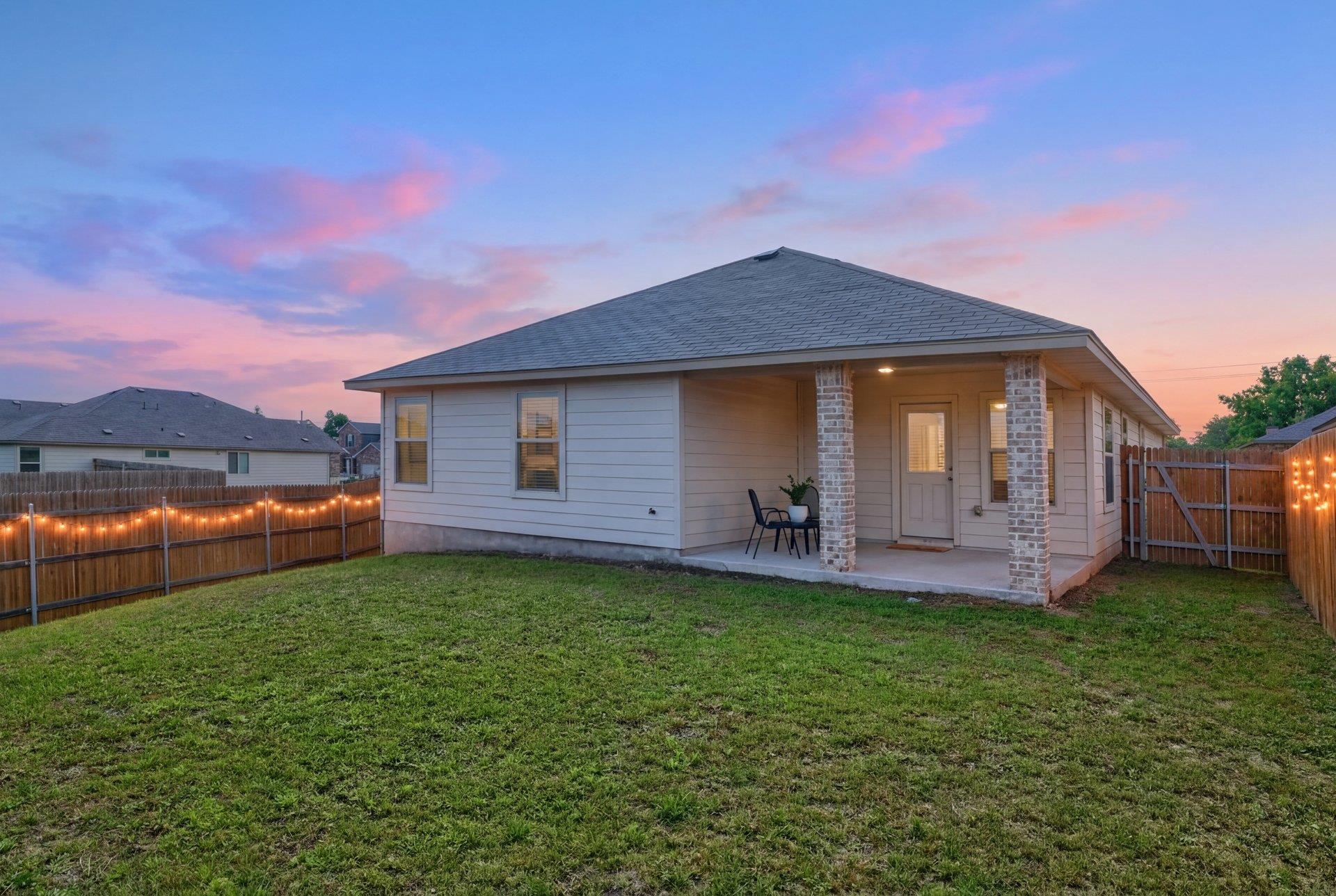 3rd image of 1704 T H Johnson Dr, Taylor, TX 76574 | MLS# 5142968