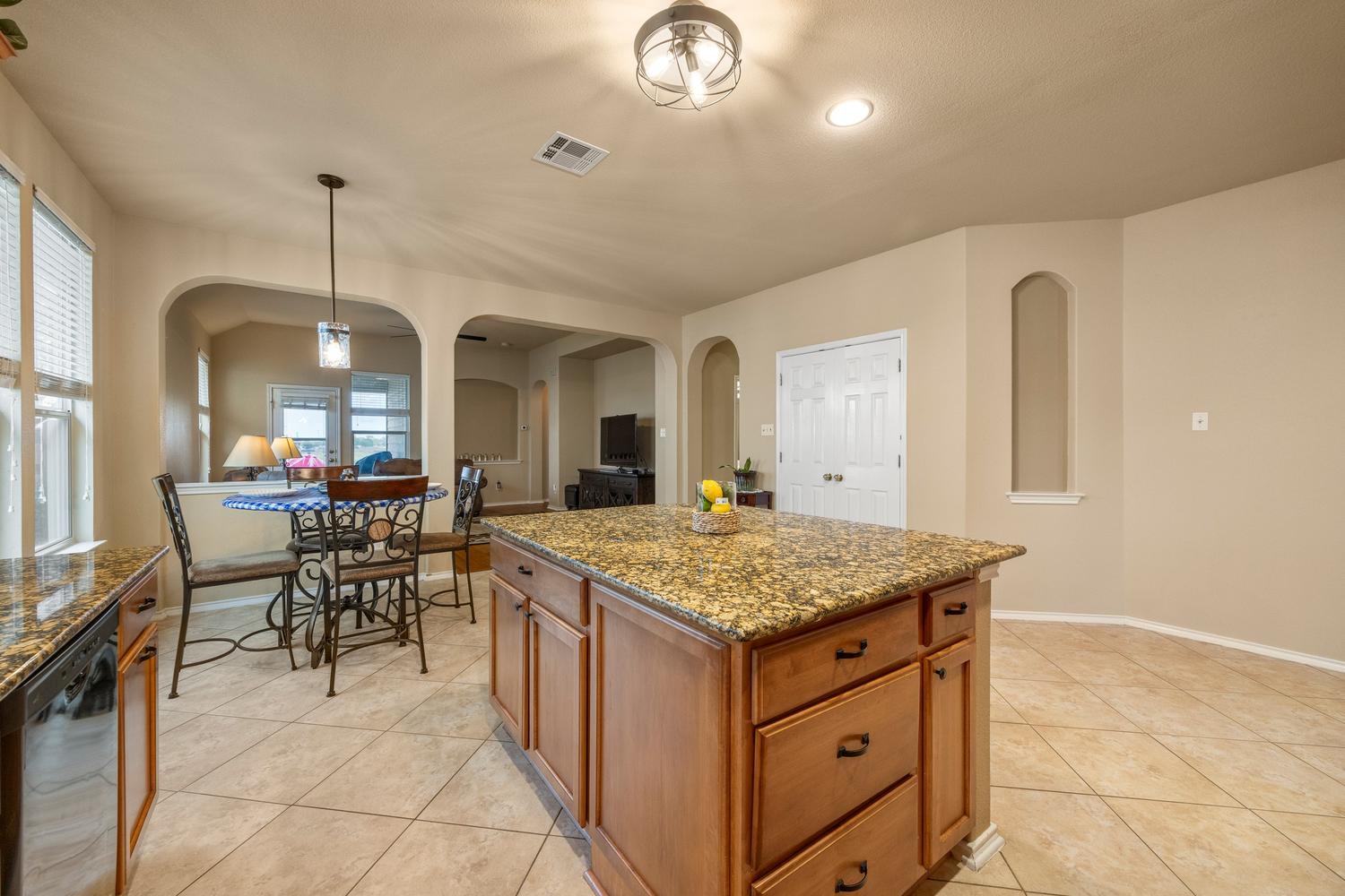 5th image of 208 Birch Dr, Kyle, TX 78640 | MLS# 3784230