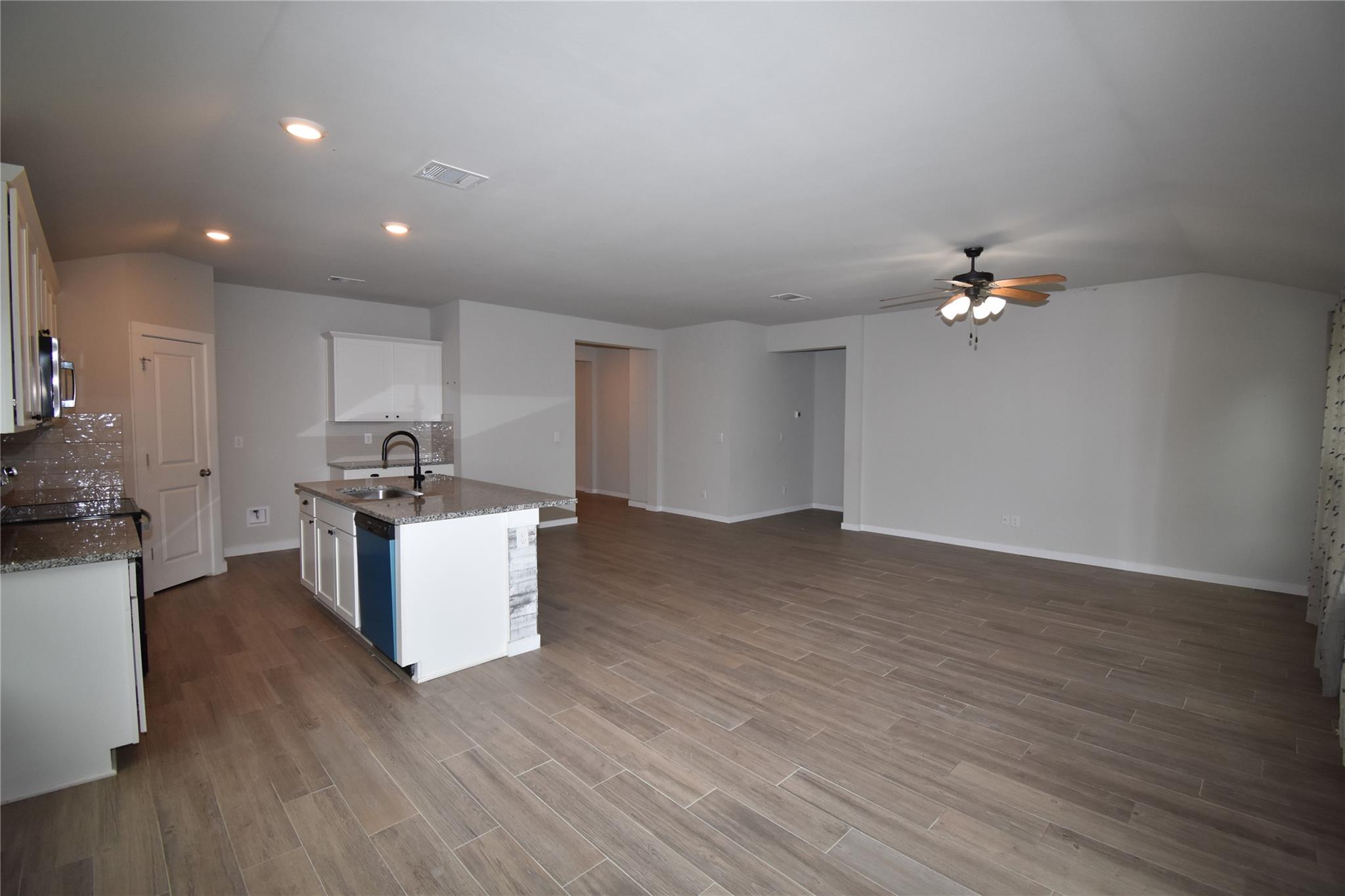 4th image of 21209 Santa Carlo Ave, Lago Vista, TX 78645 | MLS# 3768989