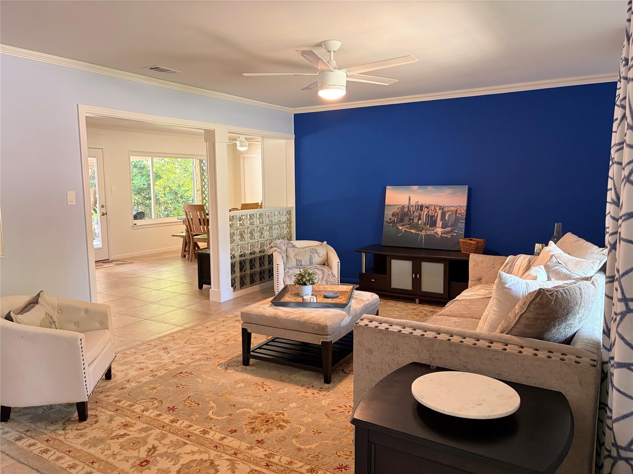 3rd image of 4710 Frontier Trl, Austin, TX 78745 | MLS# 1464405