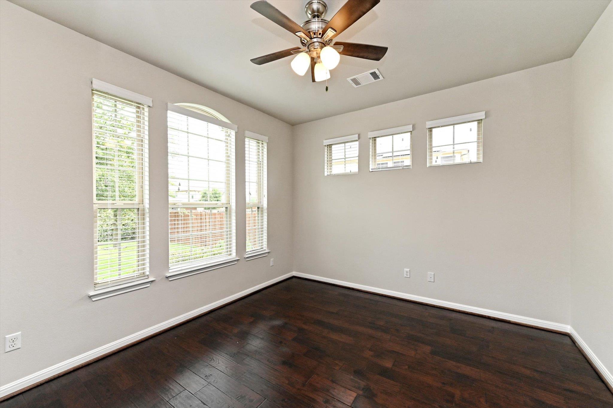 4th image of 105 Summer Park Bnd, Cedar Park, TX 78613 | MLS# 9070408