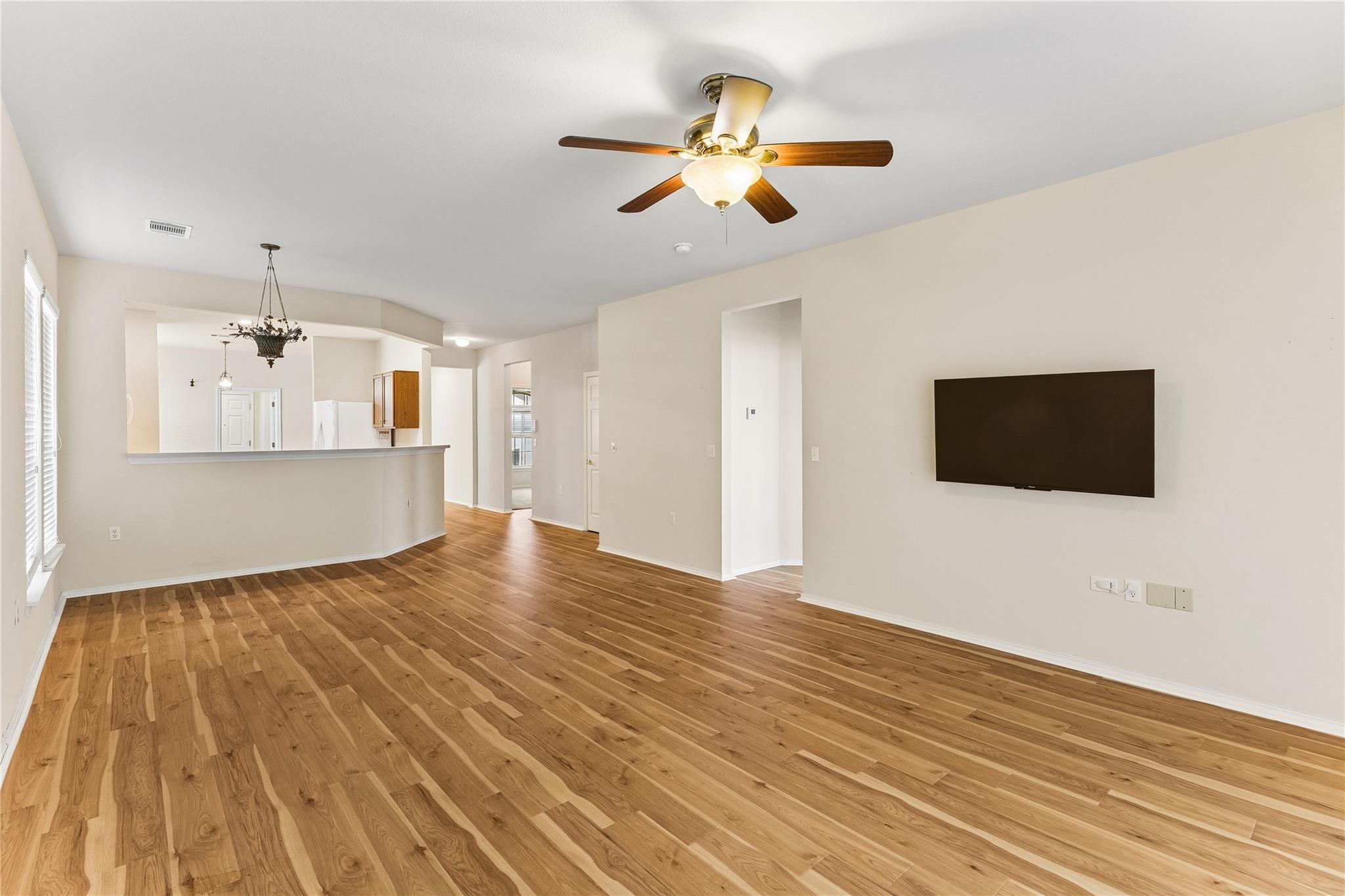 2nd image of 120 Bowie Cir, Georgetown, TX 78633 | MLS# 5019456