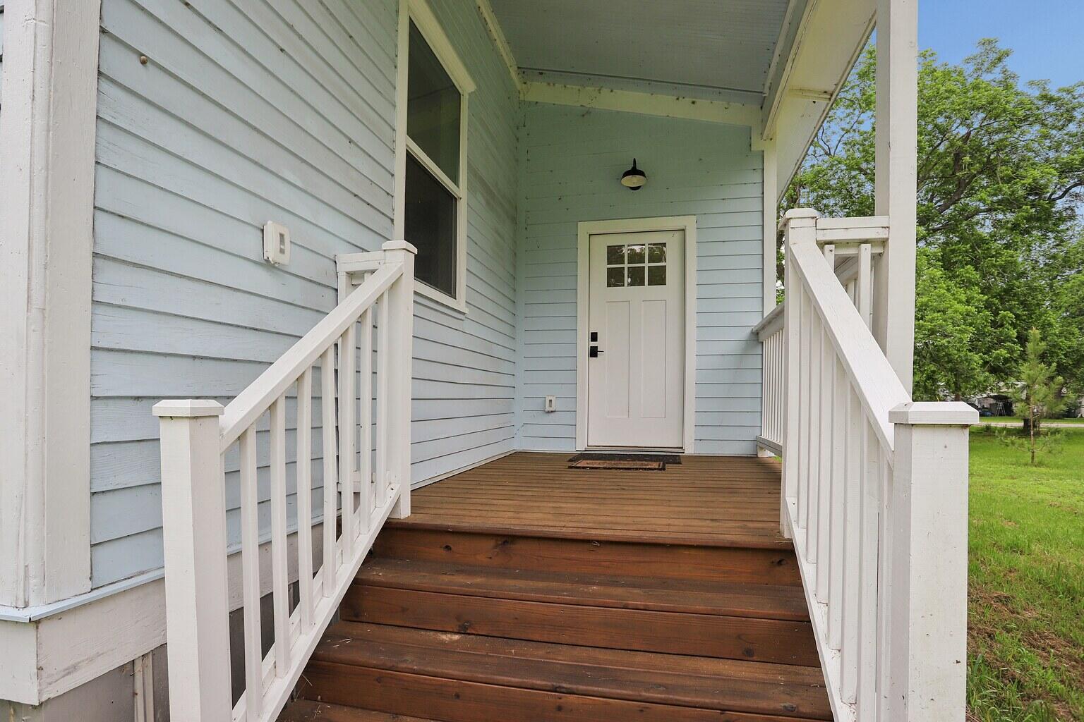 Homes for sale in Smithville, TX | 306 Rivers St, Smithville, TX 78957 | MLS# 1503512