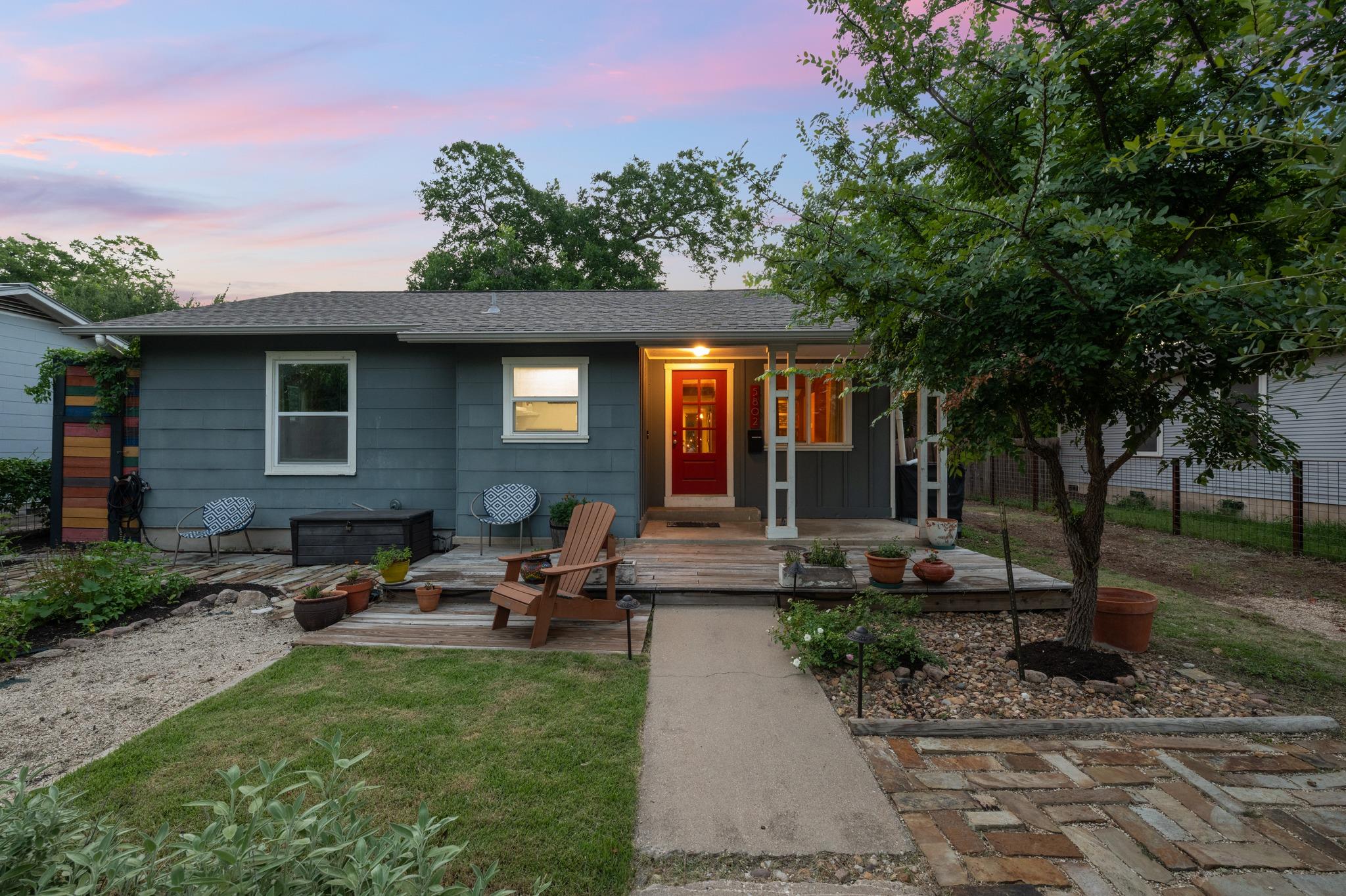2nd image of 5802 Chesterfield Ave, Austin, TX 78752 | MLS# 8309019