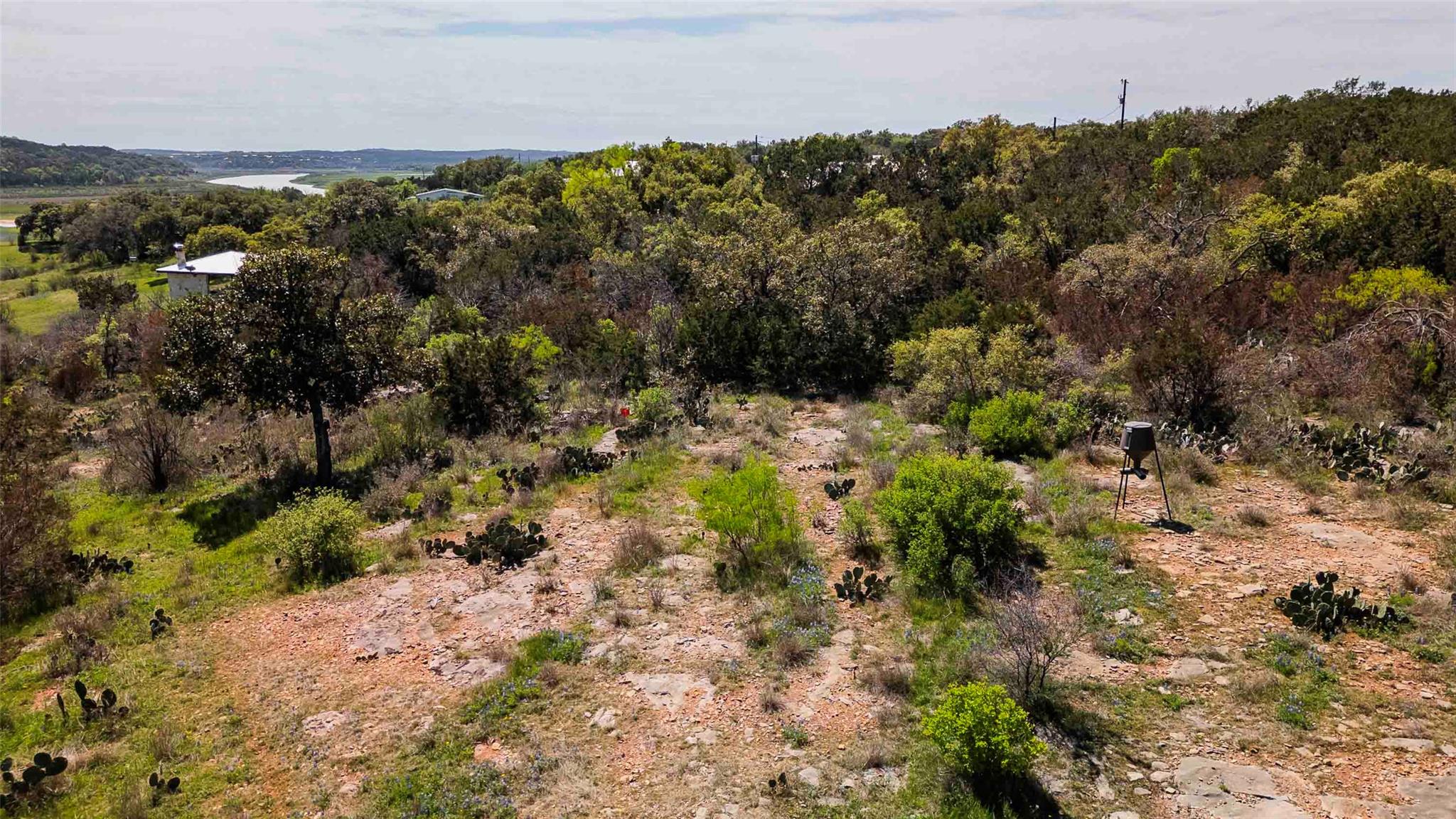 5th image of 551 Lake View Dr, Spicewood, TX 78669 | MLS# 3218370