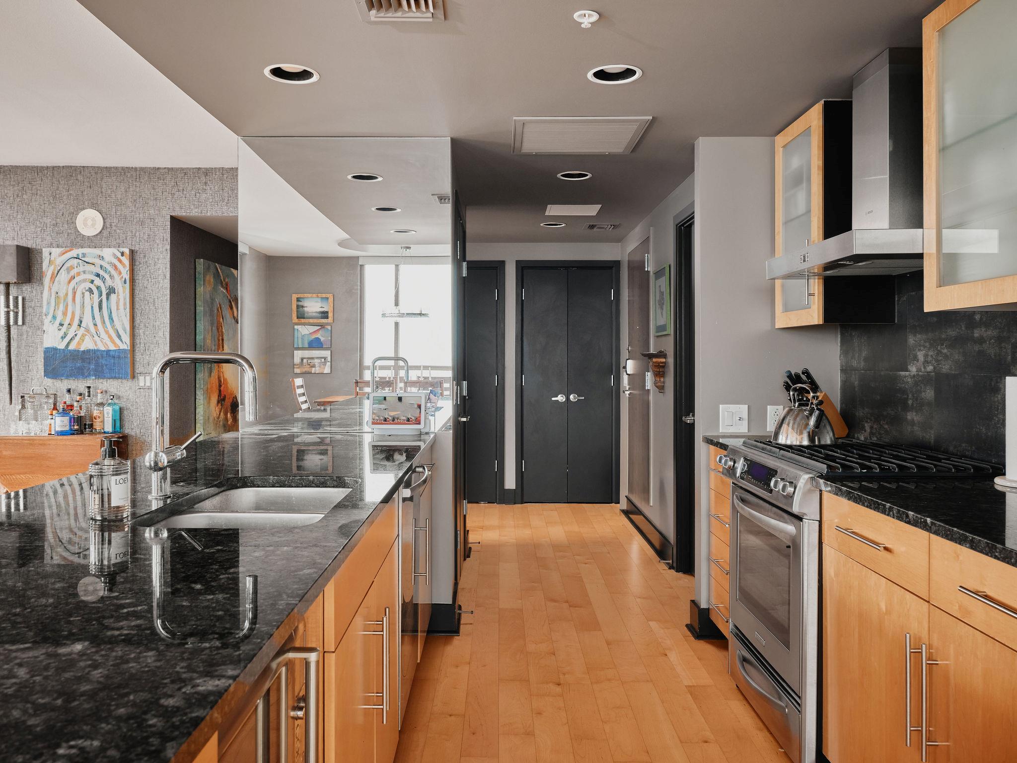 5th image of 300 Bowie St #4101, Austin, TX 78703 | MLS# 3199691