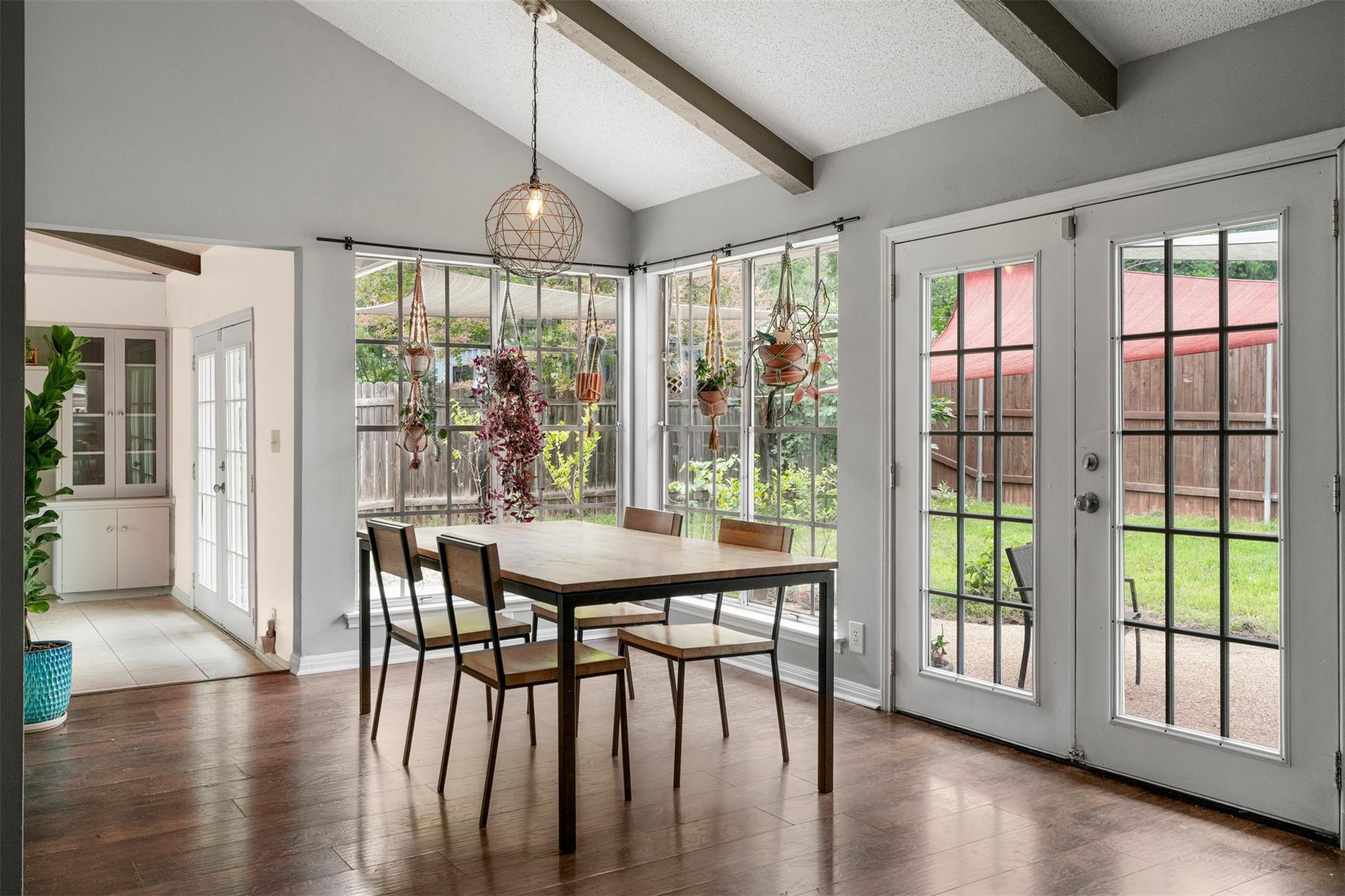 4th image of 7303 Geneva Dr, Austin, TX 78723 | MLS# 3864916
